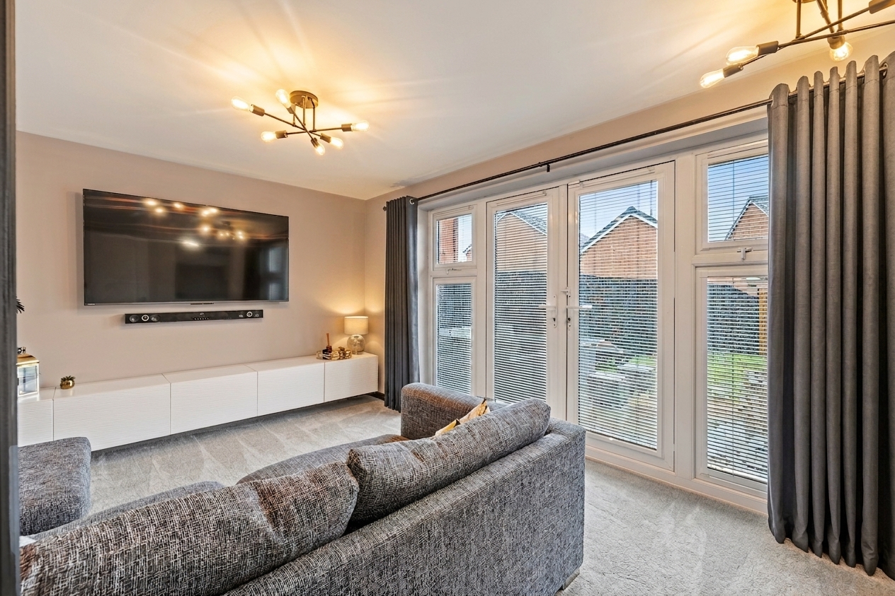 4 bedroom detached house for sale, Harlech Road, Cardiff, CF5, photo 3