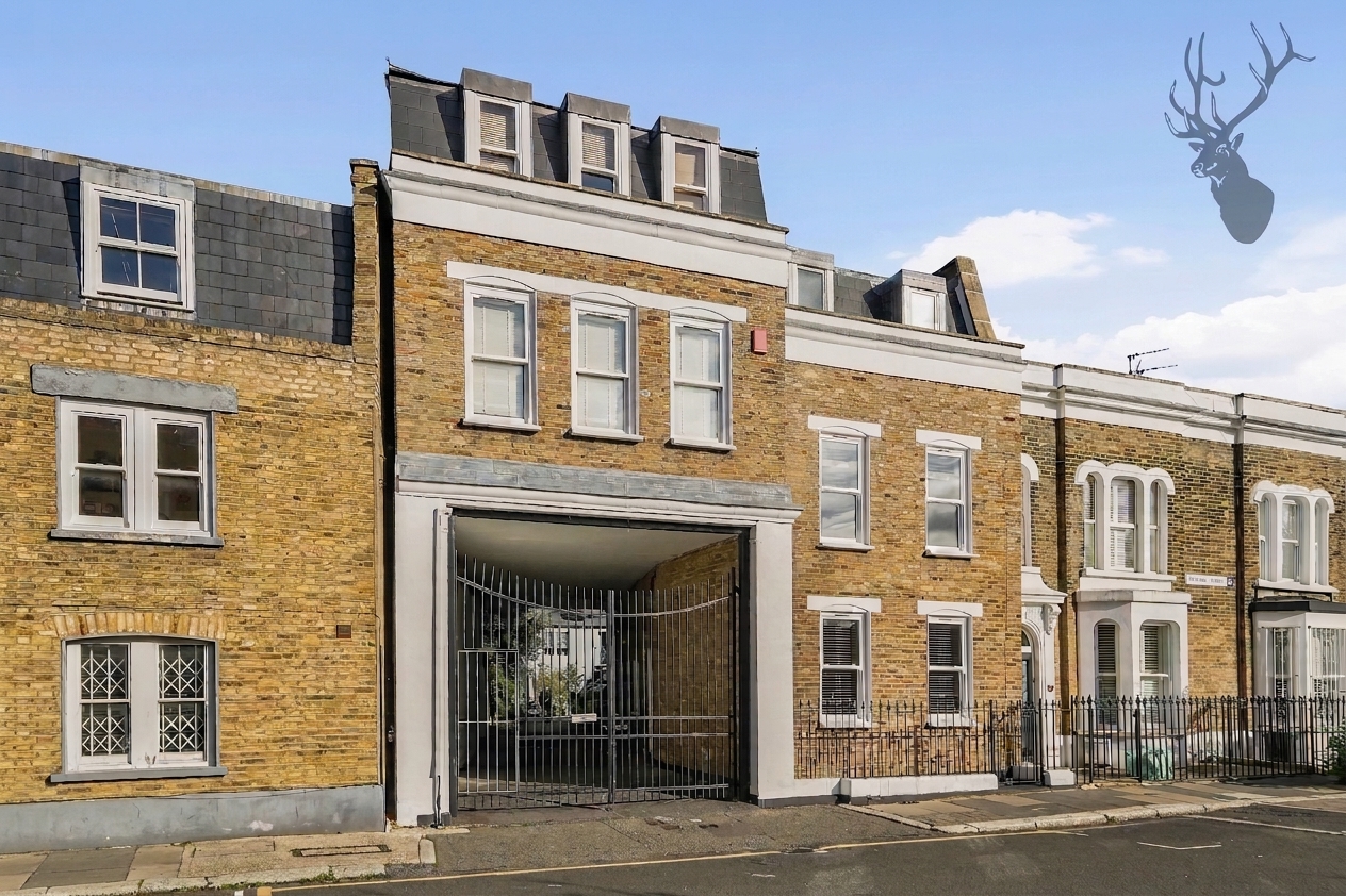 1 bedroom flat for sale, Medway Buildings Medway Road, London, E3