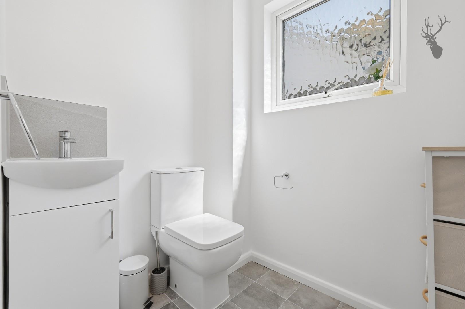 4 bedroom semi detached house for sale, Foxwood Coppice Row, Epping, CM16, photo 11 of 20