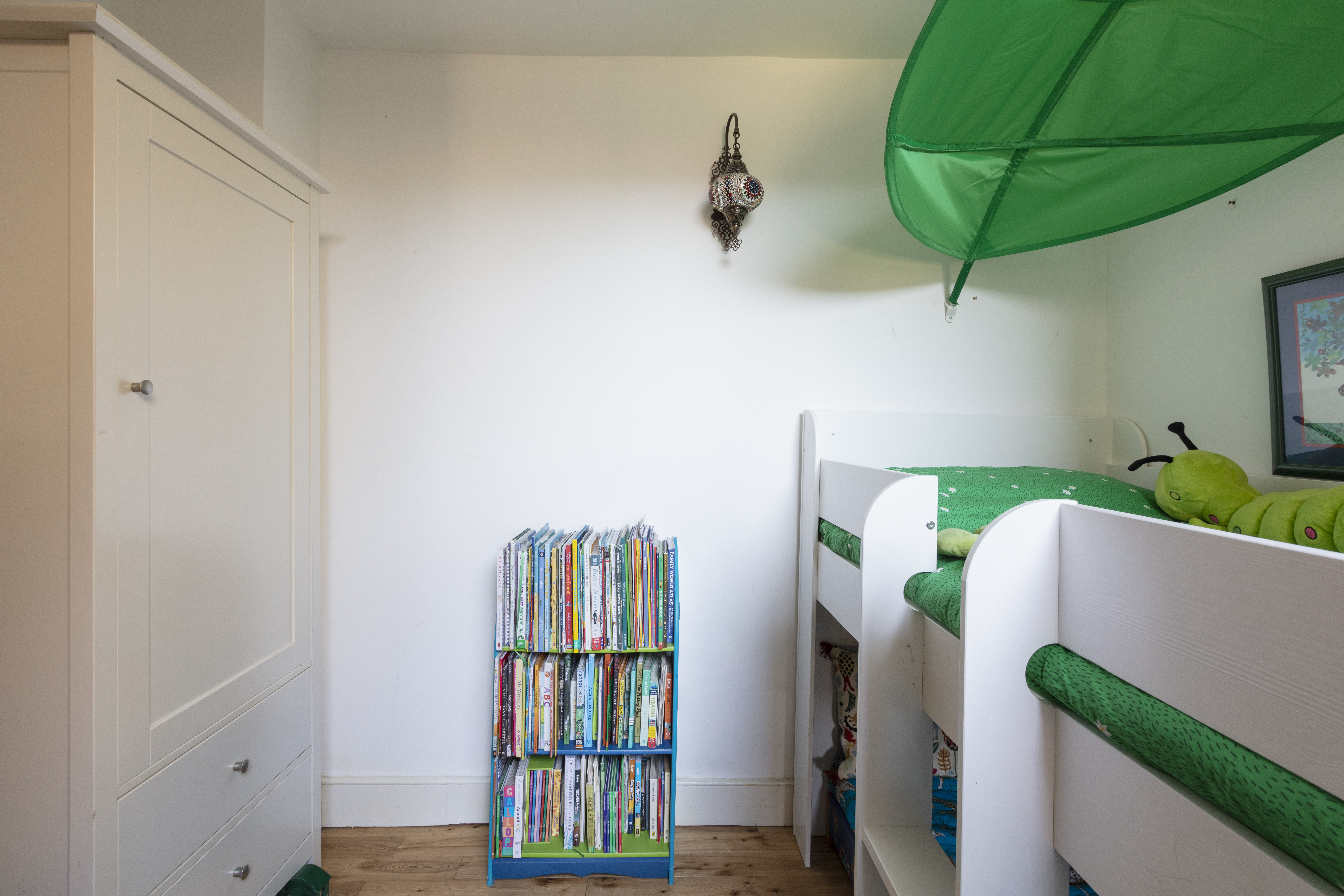 2 bedroom flat for sale, Ground floor flat 78 Millais Road, London, E11, photo 9 of 11