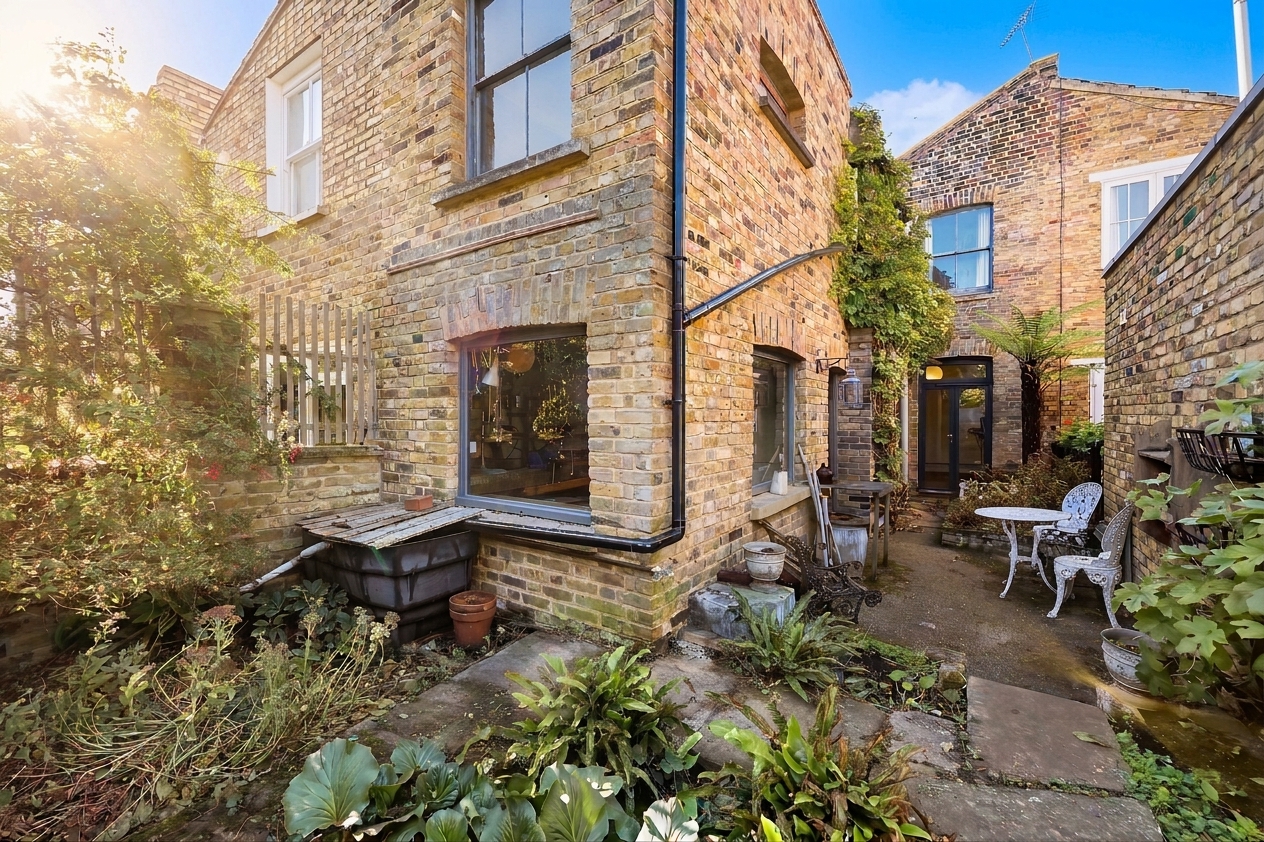 3 bedroom terraced house for sale, Cardigan Road, London, E3, photo 4