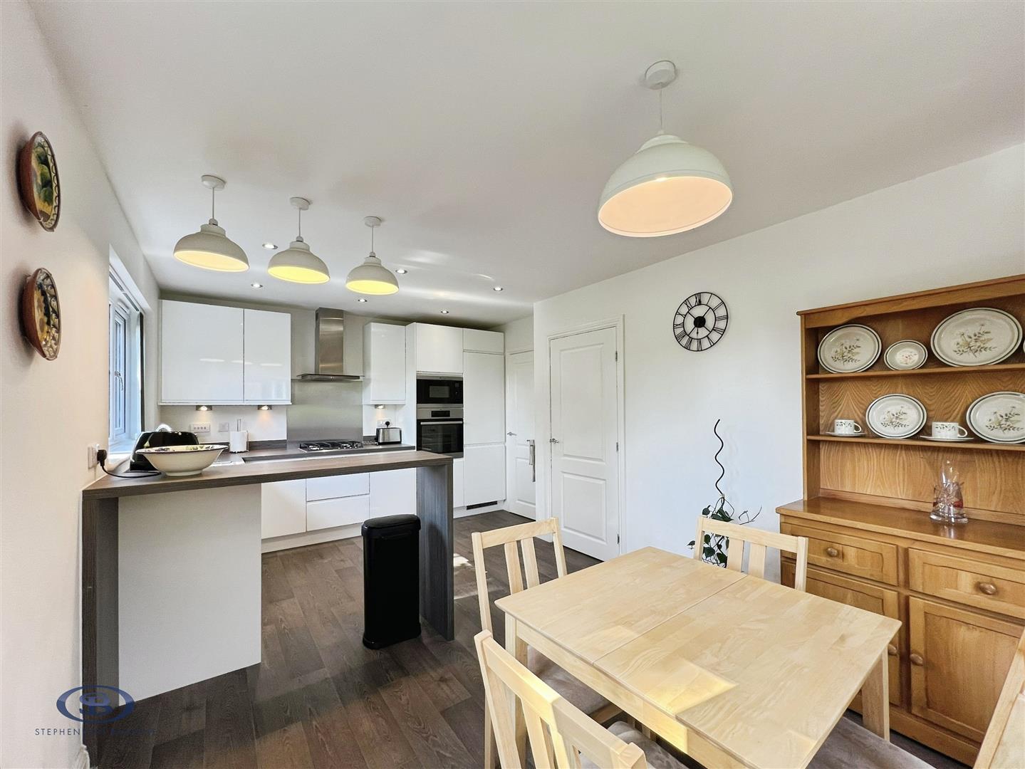 4 bedroom house for sale, Burnet Place, Congleton, CW12, photo 2