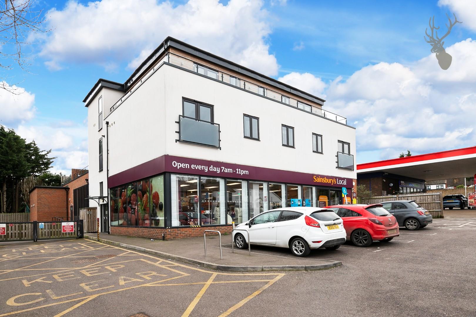 2 bedroom flat for sale, Cobalt Place, Loughton, IG10
