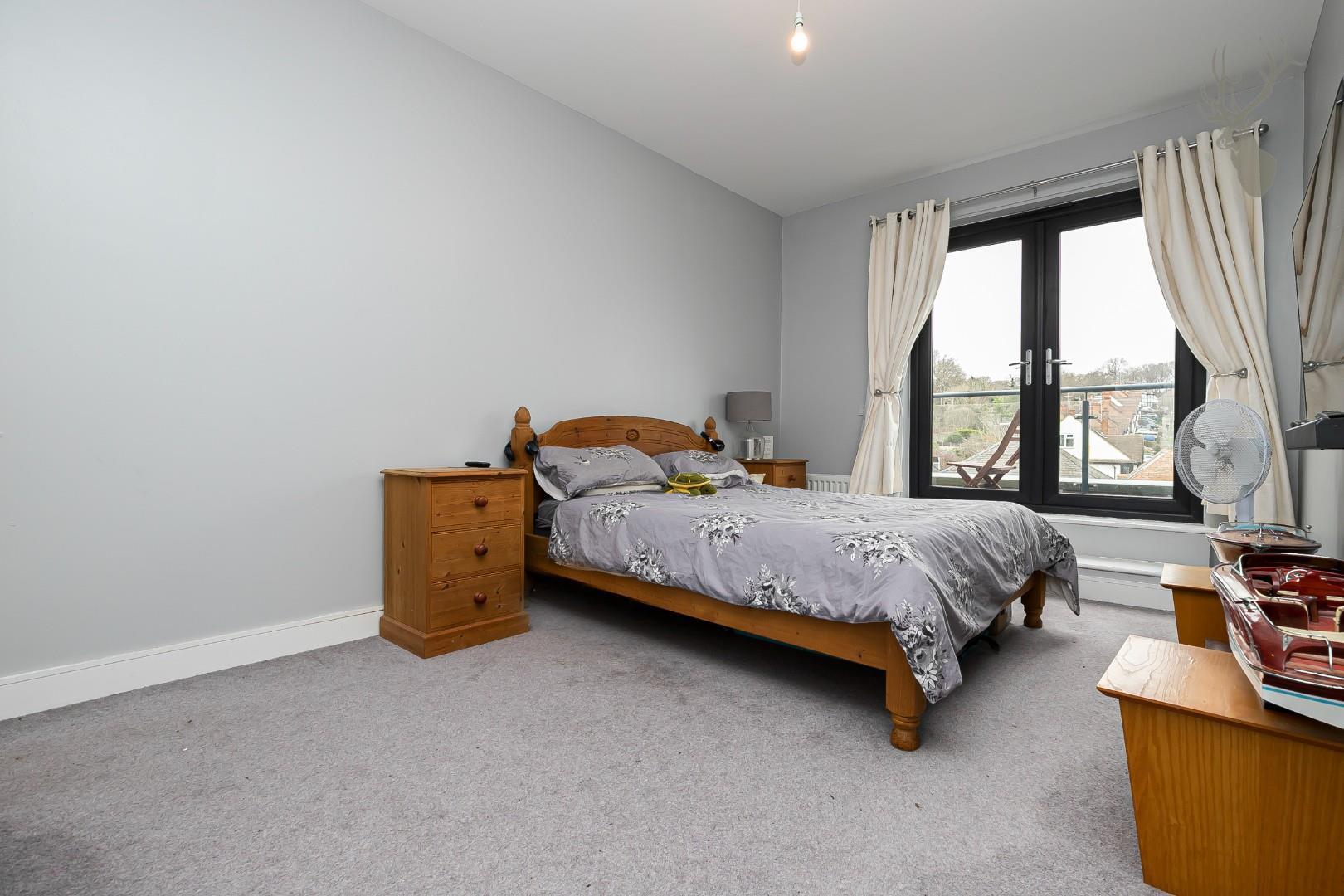 2 bedroom flat for sale, Cobalt Place, Loughton, IG10, photo 10 of 15