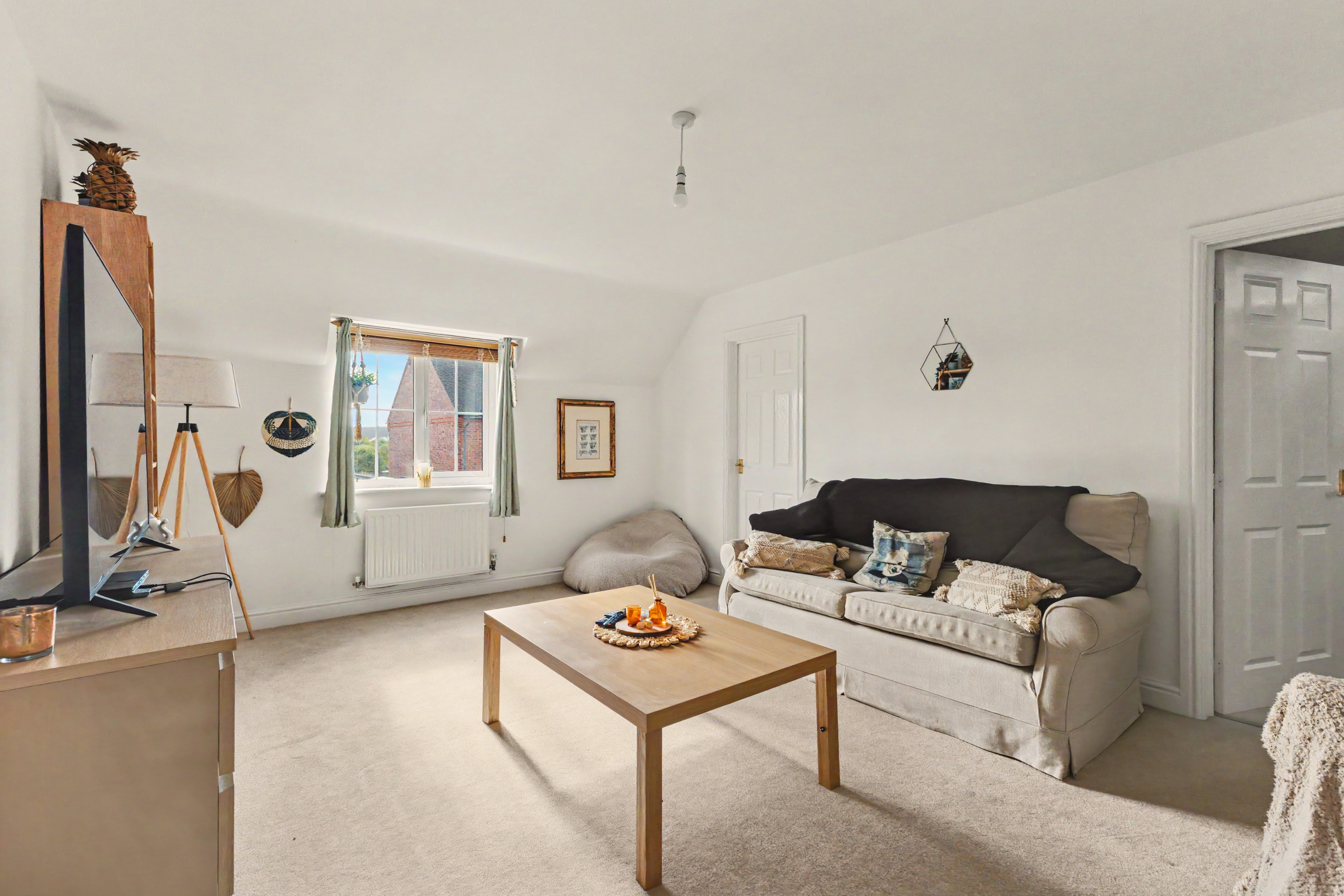 3 bedroom detached house for sale, Huntington Court Lowes Lane, Warwick, CV35