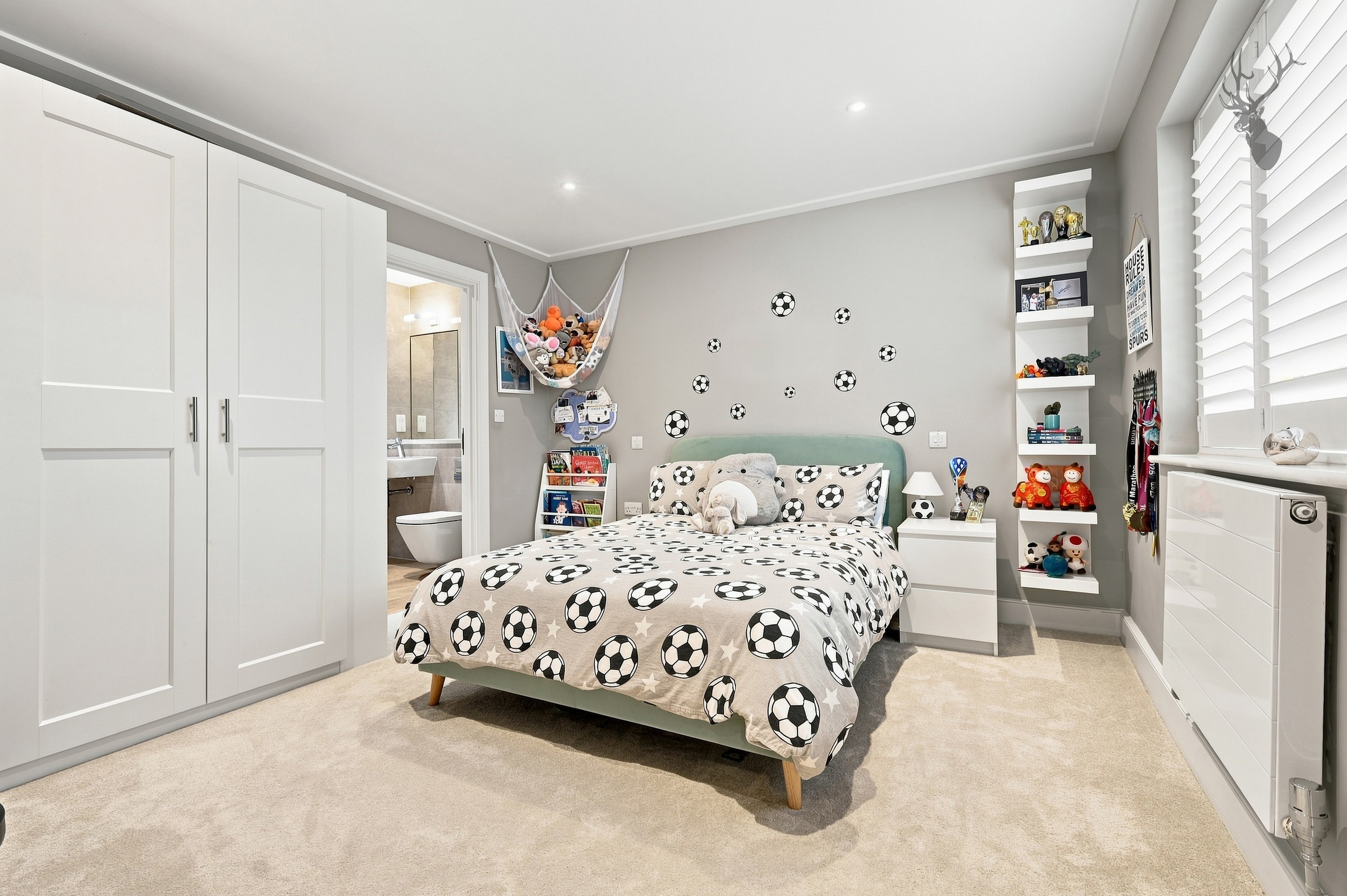 6 bedroom detached house for sale, Wallen Park, Sawbridgeworth, CM21, photo 15 of 20