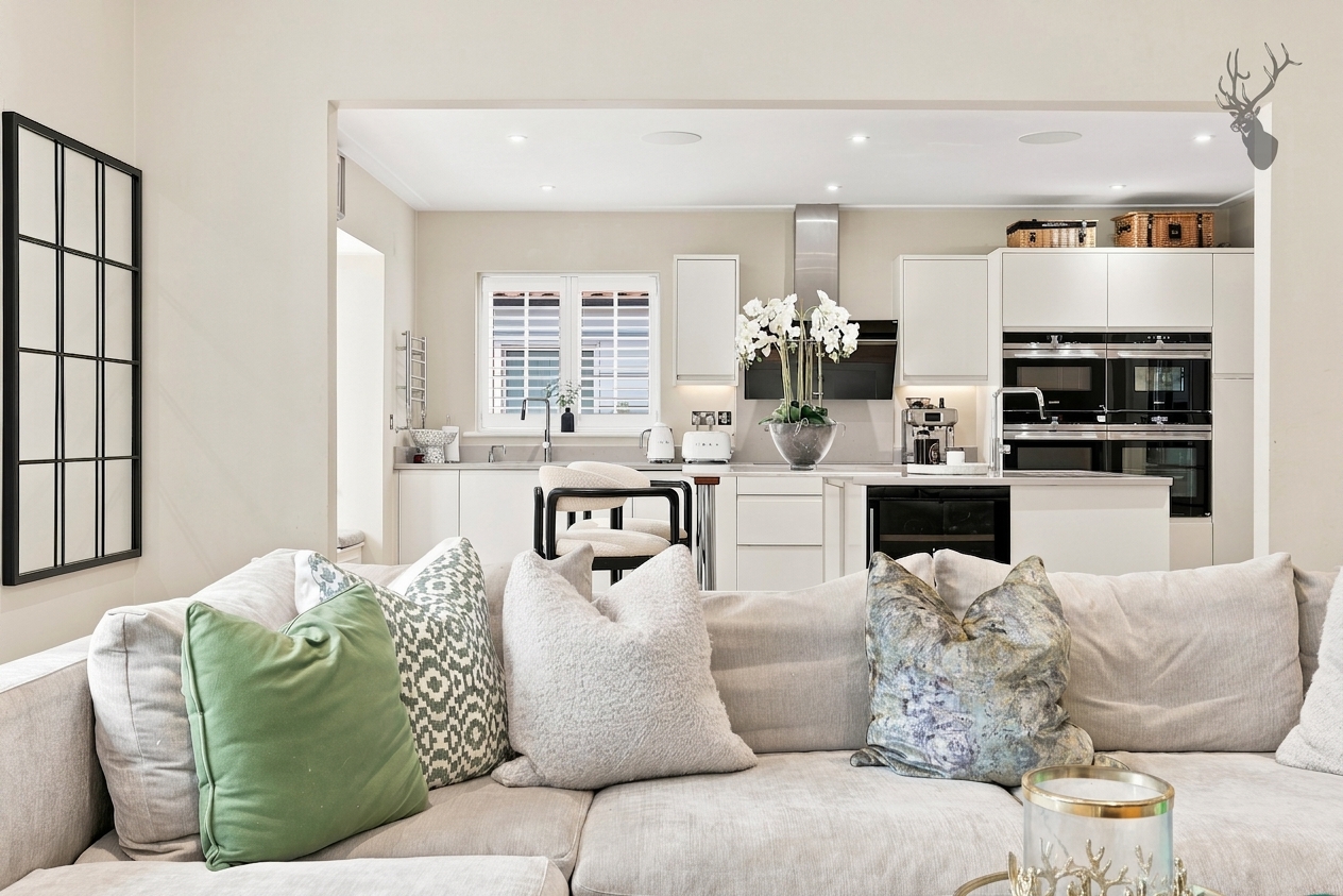 6 bedroom detached house for sale, Wallen Park, Sawbridgeworth, CM21, photo 6 of 20