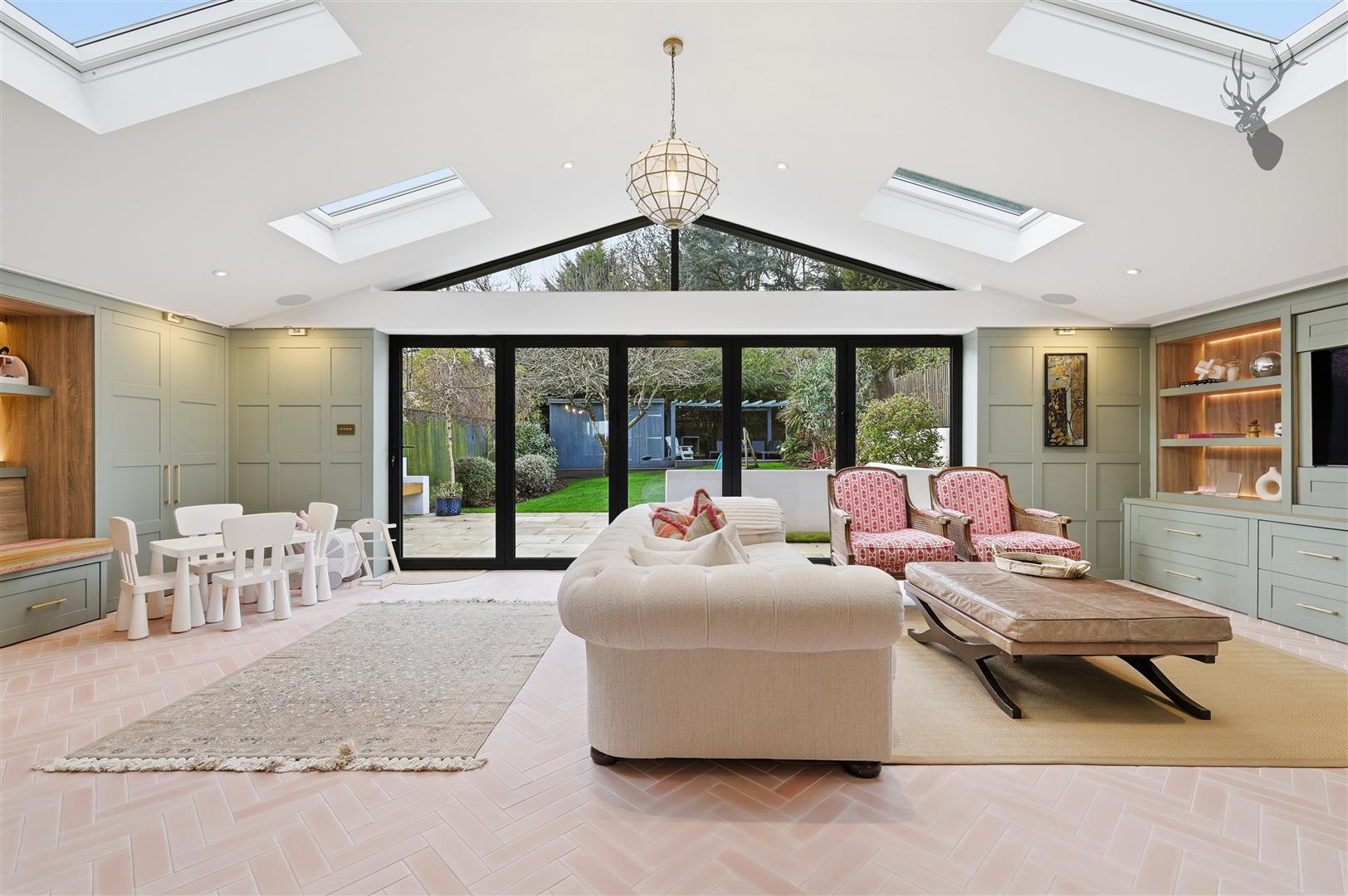 4 bedroom detached house for sale, Russell Road, Buckhurst Hill, IG9, photo 14 of 20