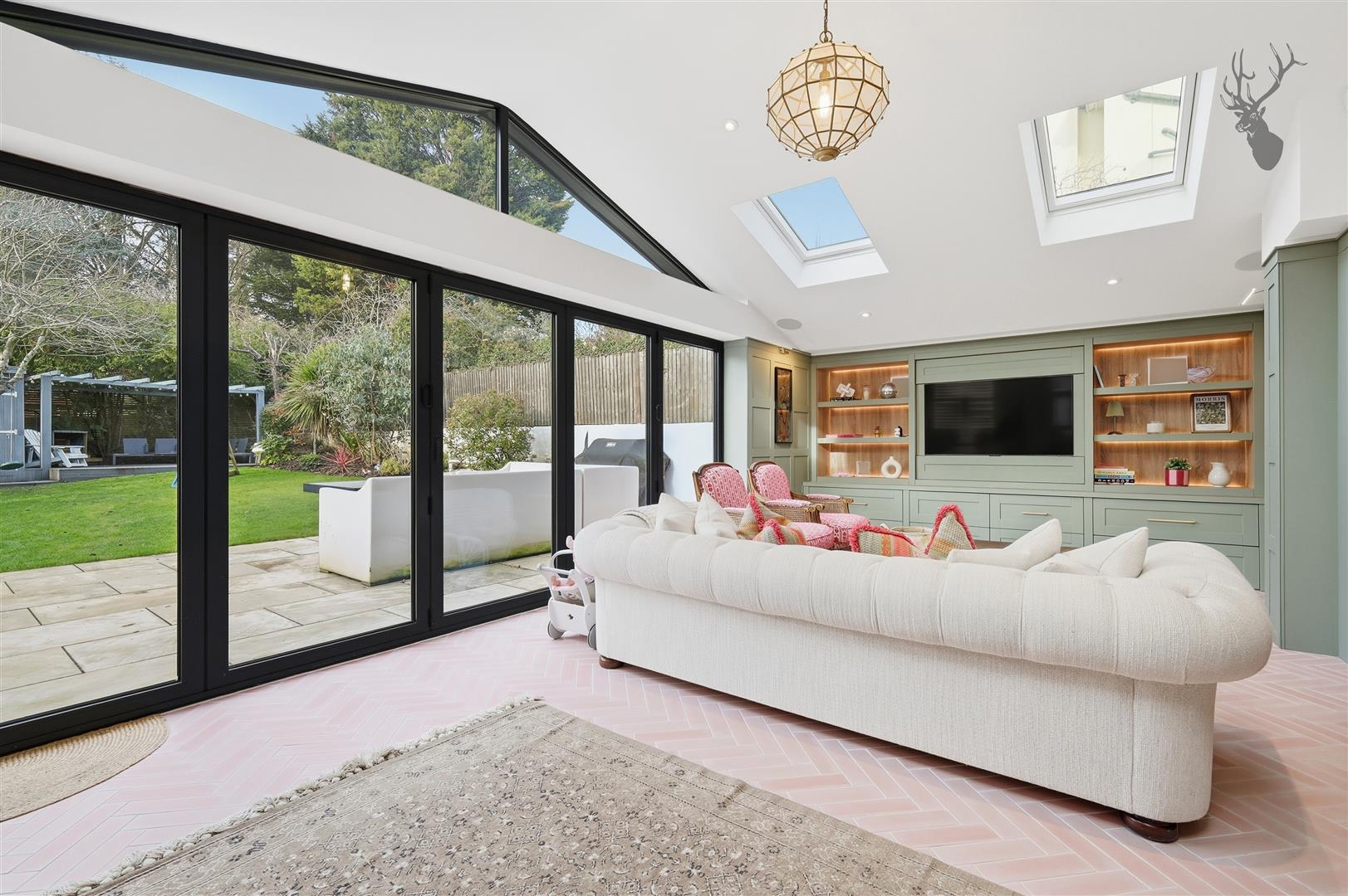 4 bedroom detached house for sale, Russell Road, Buckhurst Hill, IG9, photo 15 of 20
