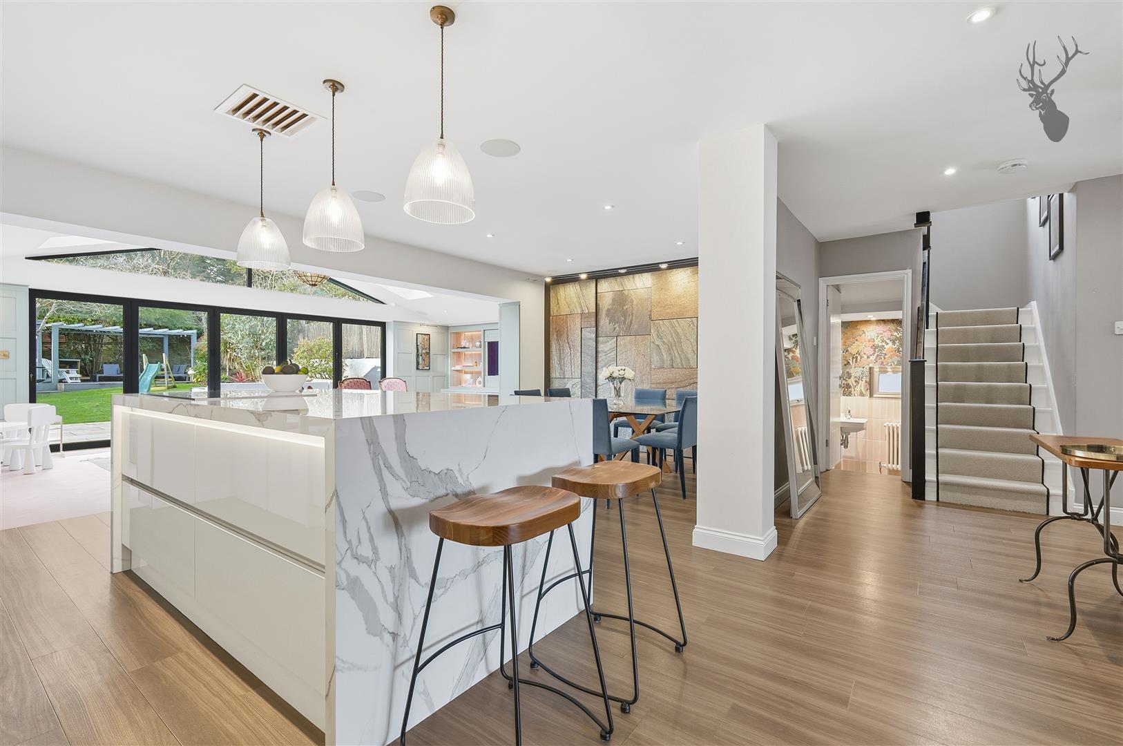 4 bedroom detached house for sale, Russell Road, Buckhurst Hill, IG9, photo 3