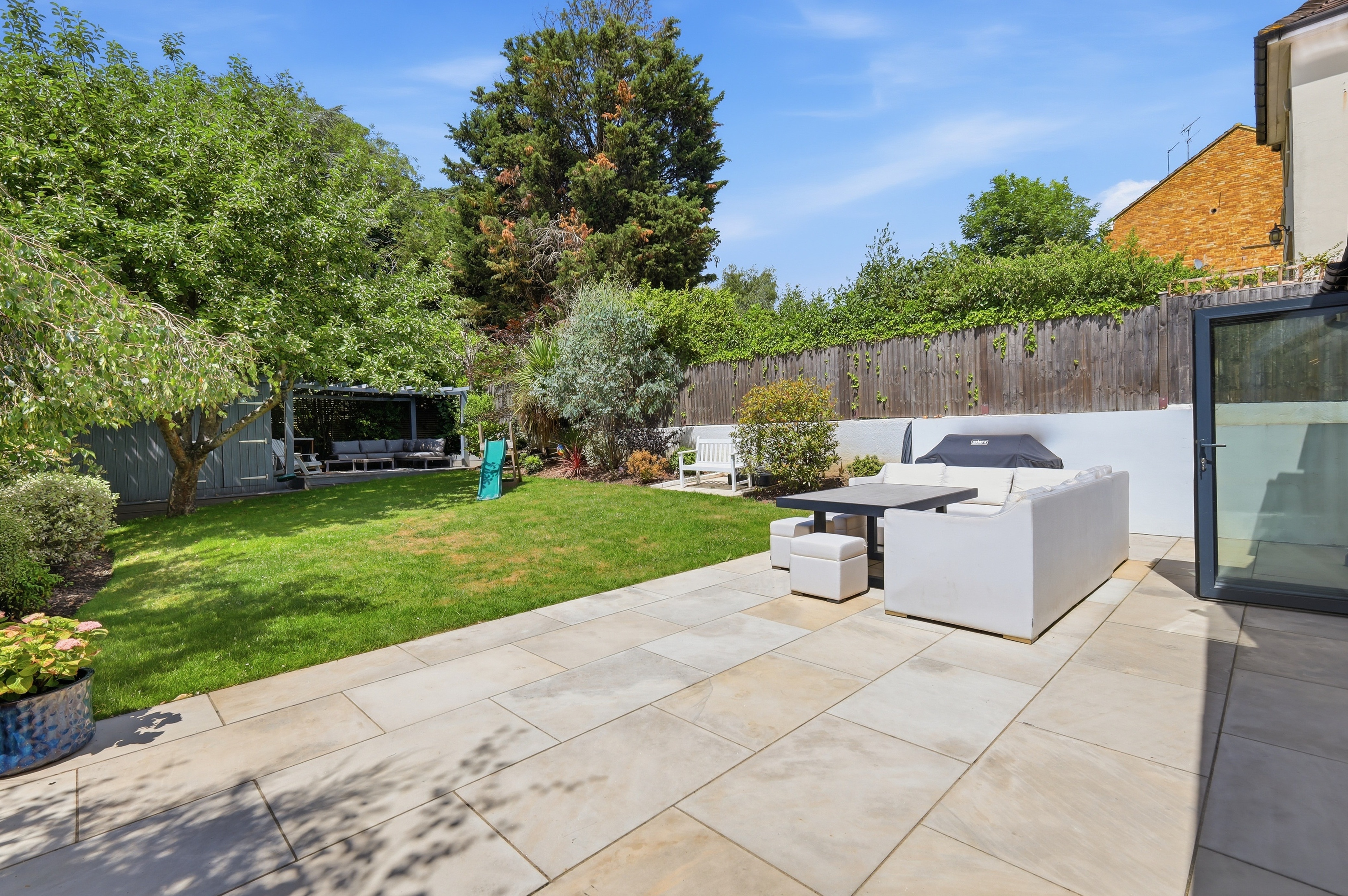 4 bedroom detached house for sale, Russell Road, Buckhurst Hill, IG9, photo 4
