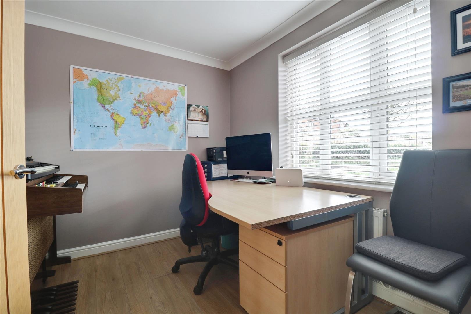 4 bedroom house for sale, Minnie Close, Stoke-On-Trent, ST7, photo 12 of 20