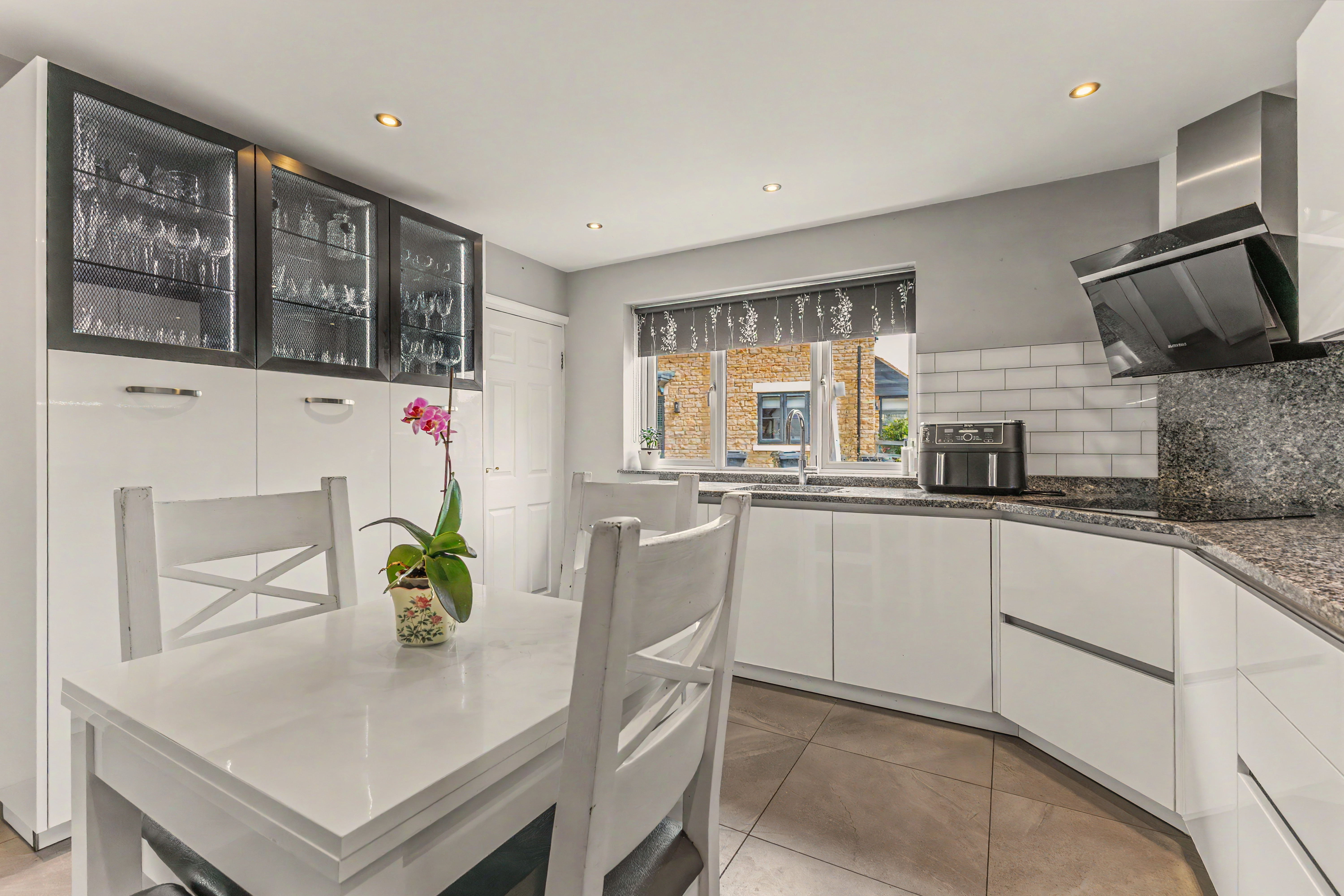 5 bedroom semi detached house for sale, High Street, Evesham, WR11