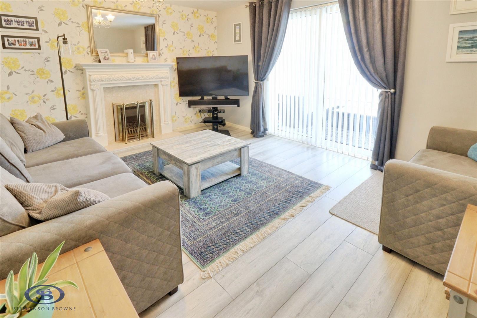4 bedroom other for sale, Mossfields, Crewe, CW1, photo 2