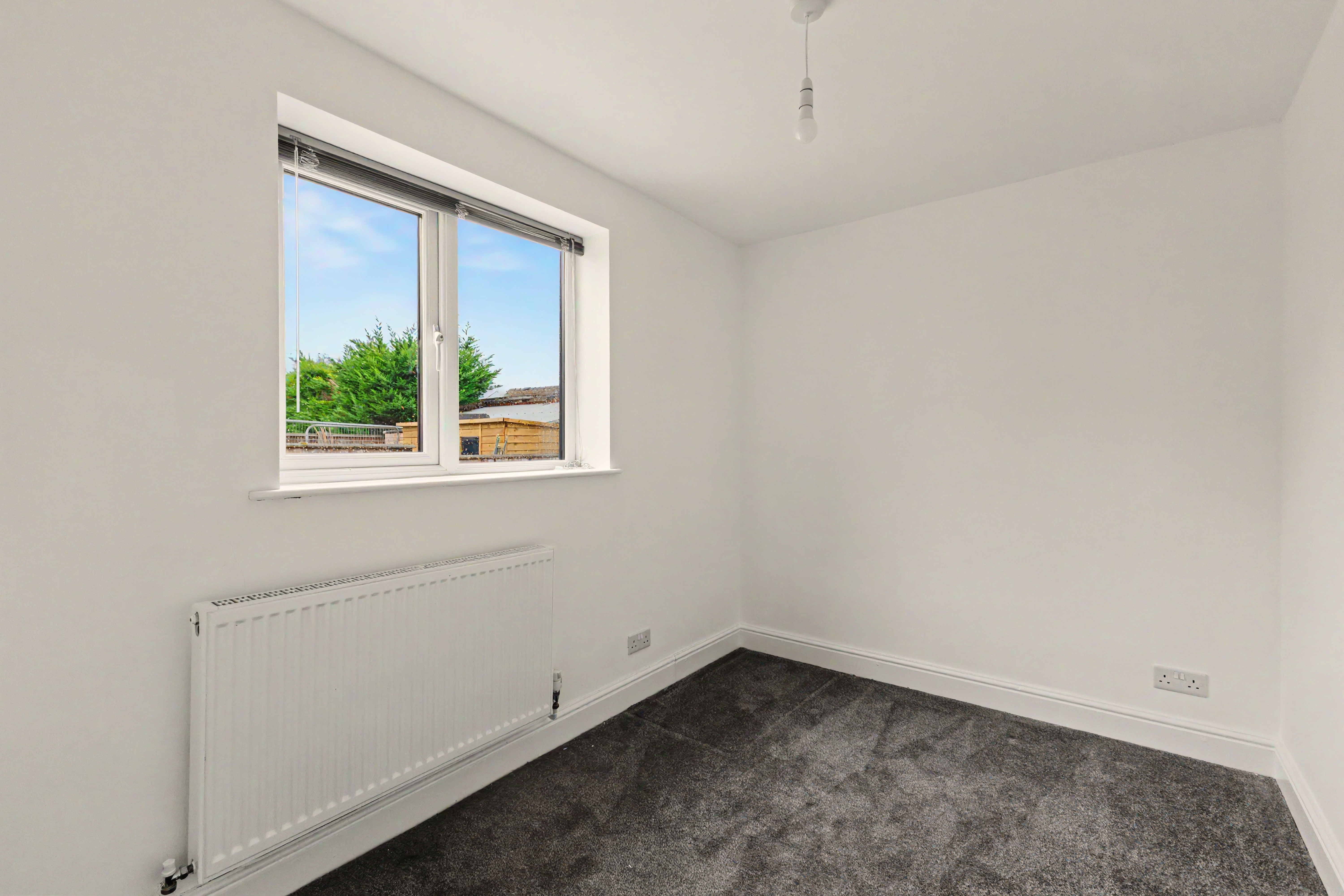4 bedroom semi detached house for sale, Cheltenham Road, Evesham, WR11