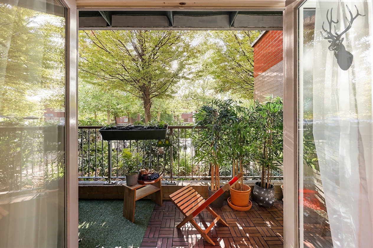 2 bedroom flat for sale, Garway Court, London, E3, photo 3