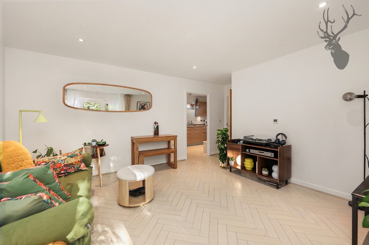 2 bedroom flat for sale, Garway Court, London, E3, photo 7 of 17