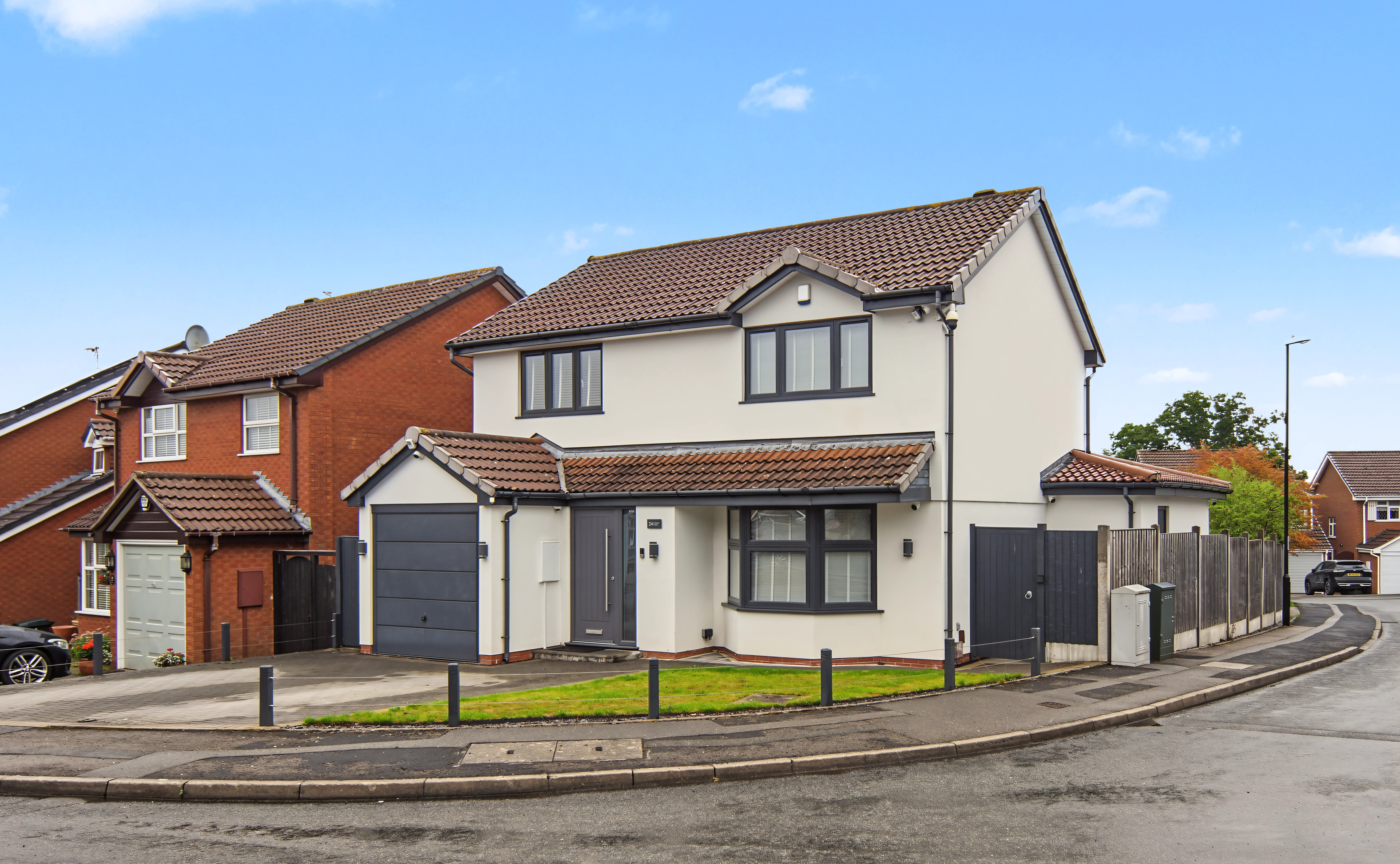 4 bedroom detached house for sale, Polperro Drive, Coventry, CV5, photo 1