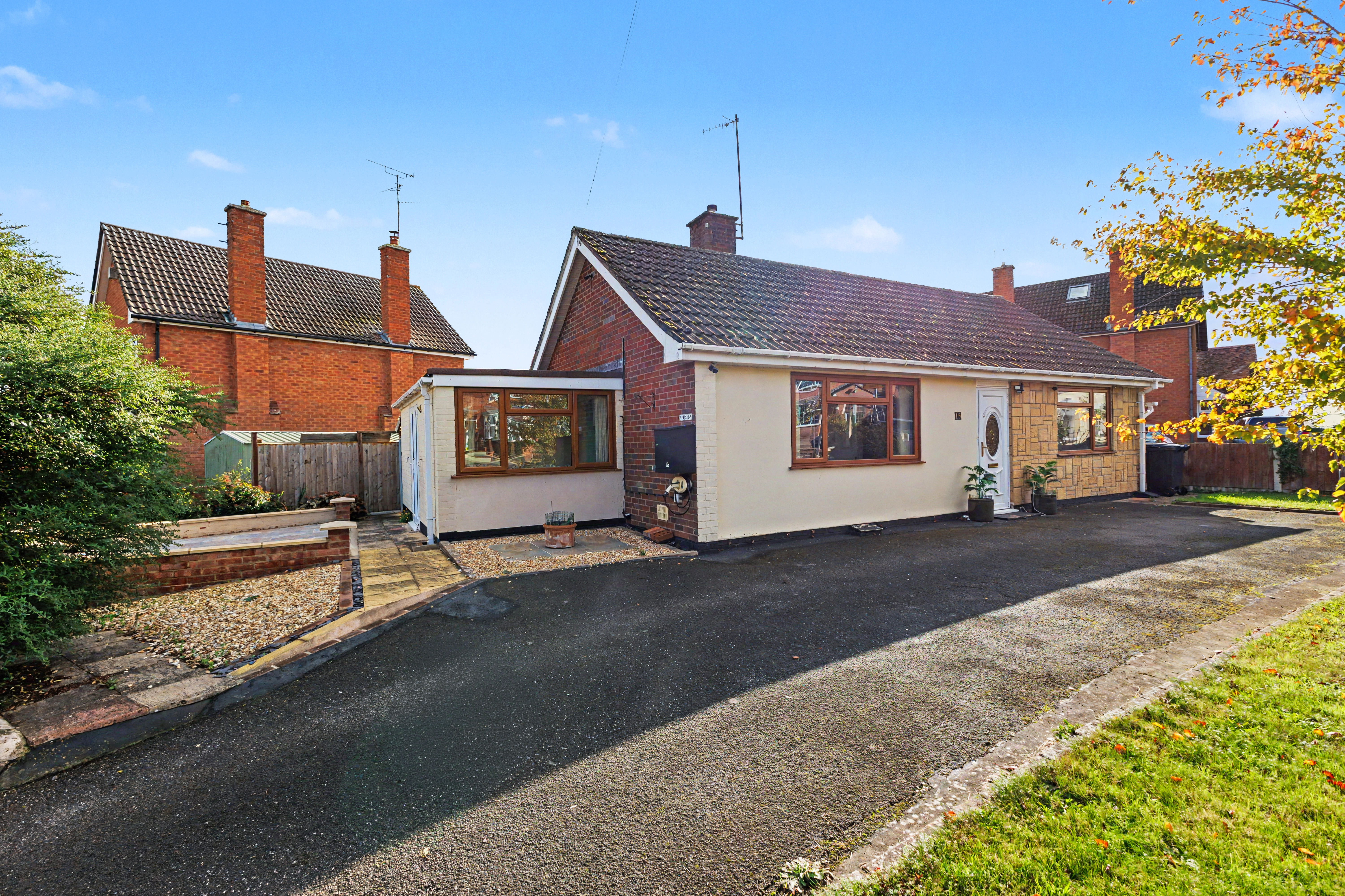 2 bedroom detached bungalow for sale, Three Springs Road, Pershore, WR10
