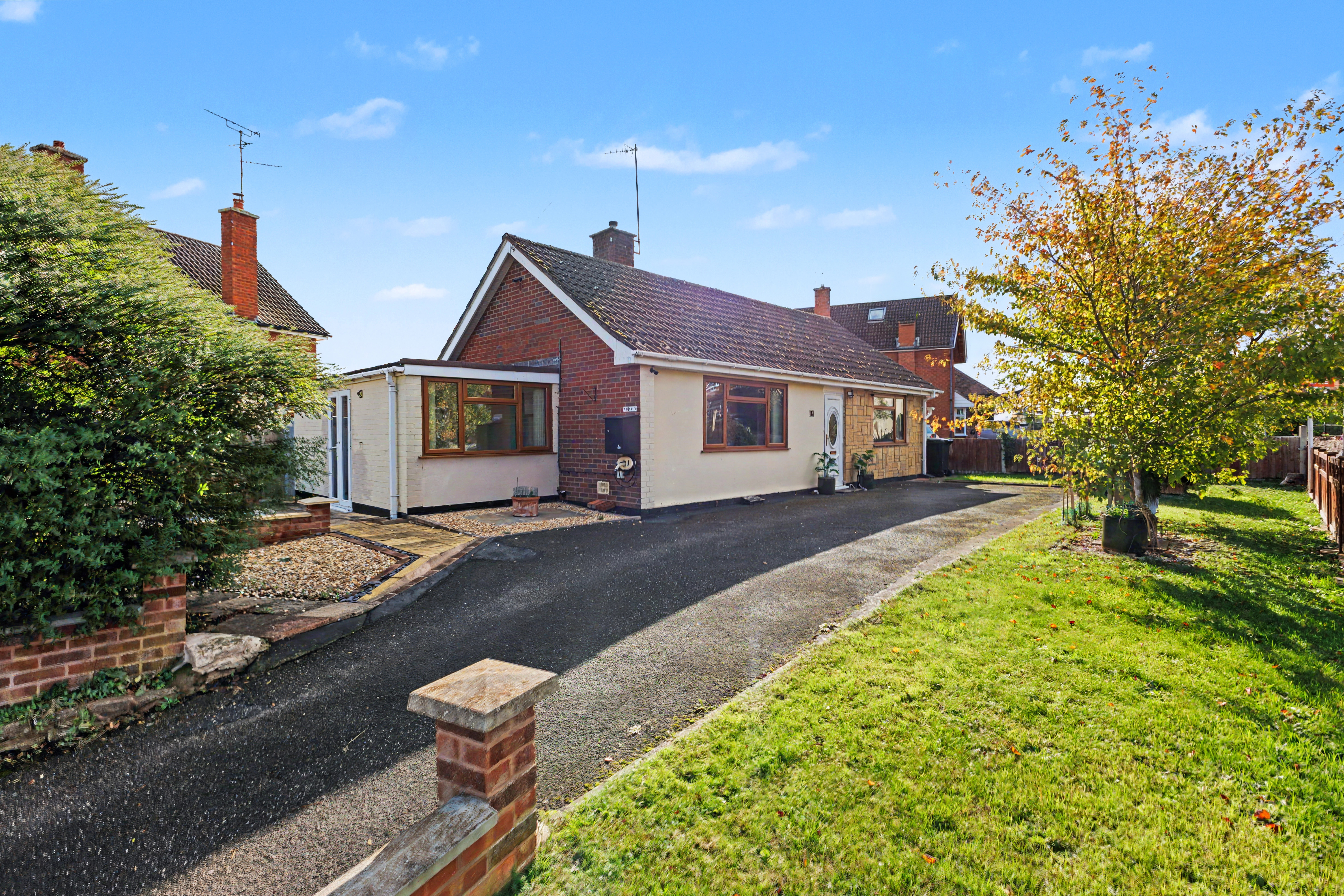2 bedroom detached bungalow for sale, Three Springs Road, Pershore, WR10