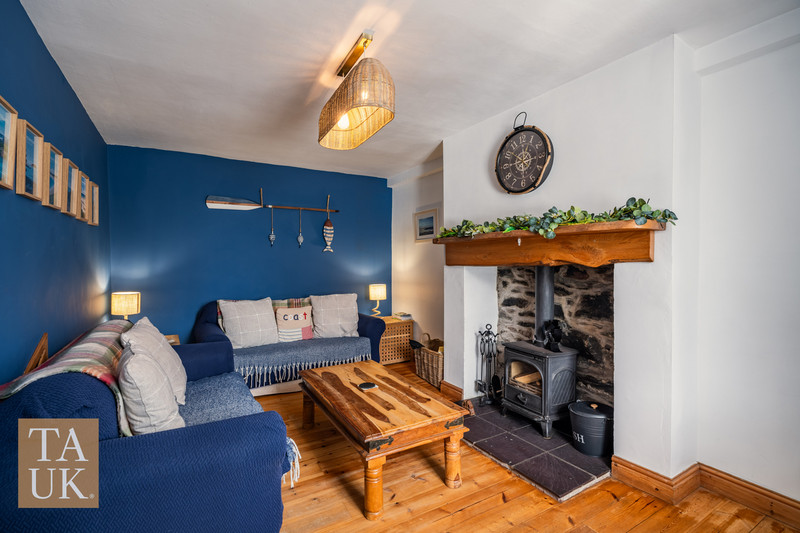 2 bedroom for sale, Dwyryd Church Street, Llanfairpwllgwyngyll, LL61, photo 2