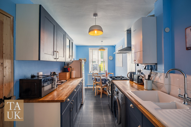 2 bedroom for sale, Dwyryd Church Street, Llanfairpwllgwyngyll, LL61, photo 5