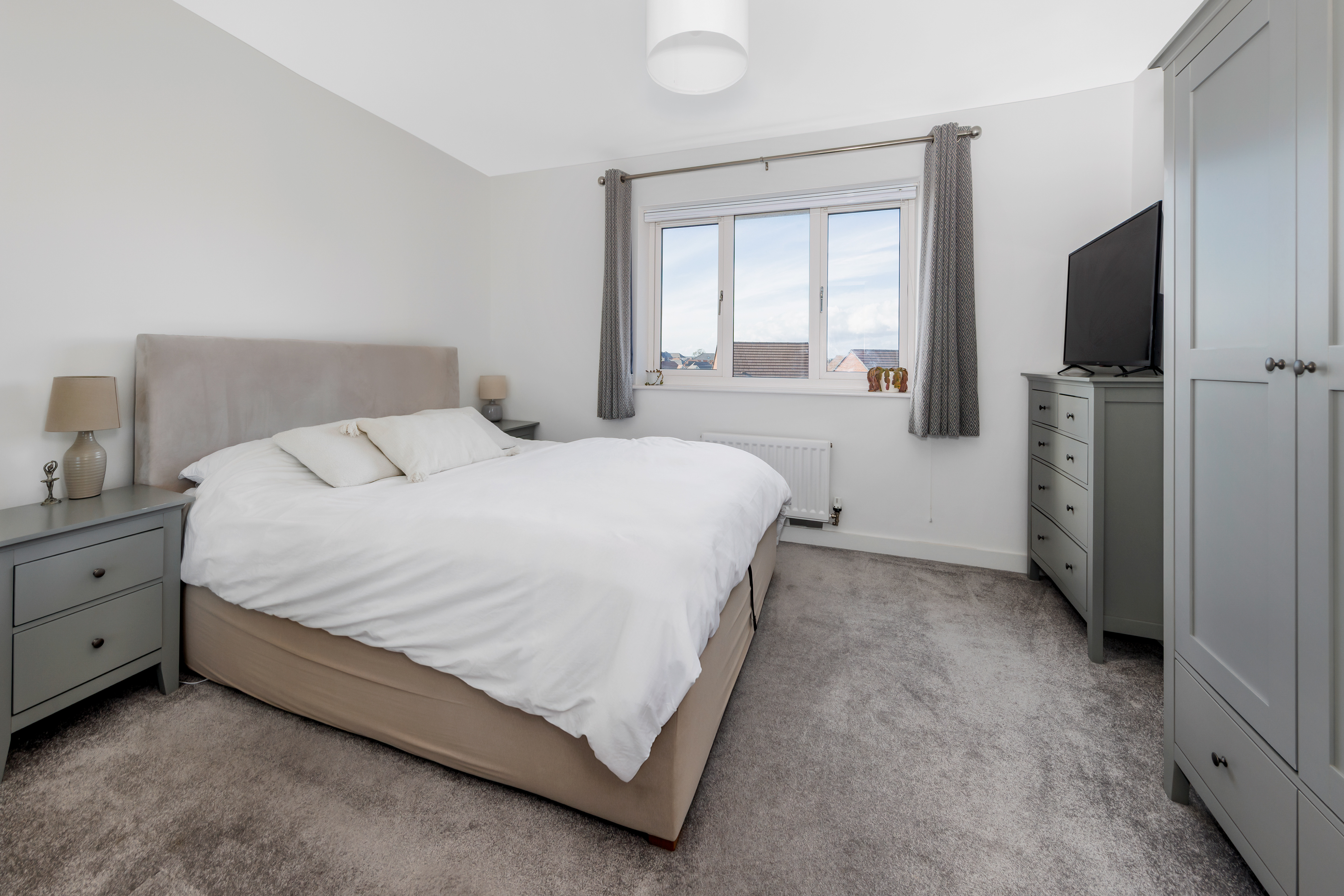 2 bedroom semi detached house for sale, Roseacre Gardens, Warwick, CV34