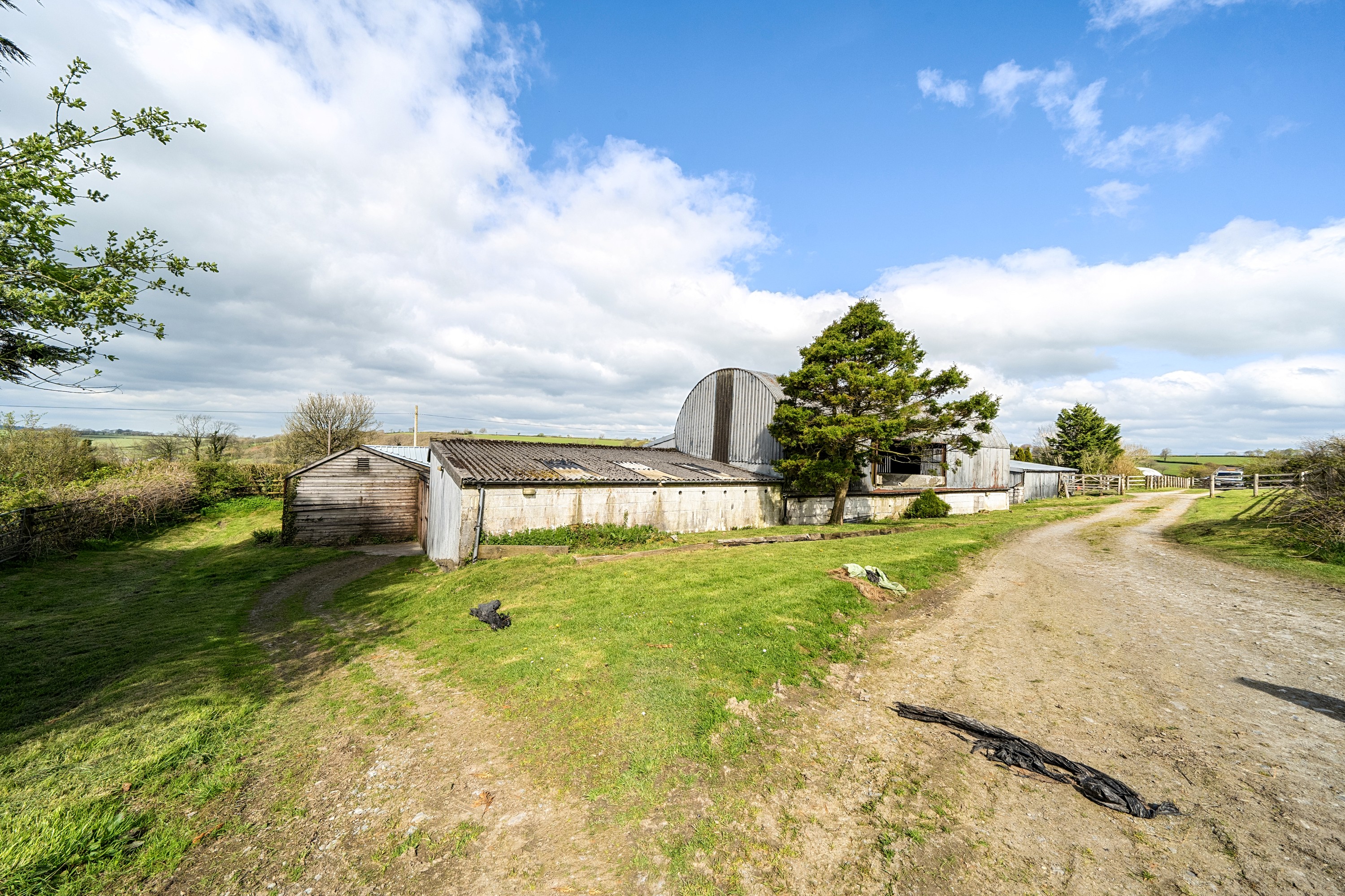 3 bedroom detached house for sale, Llangwndwn, Pencader, SA39