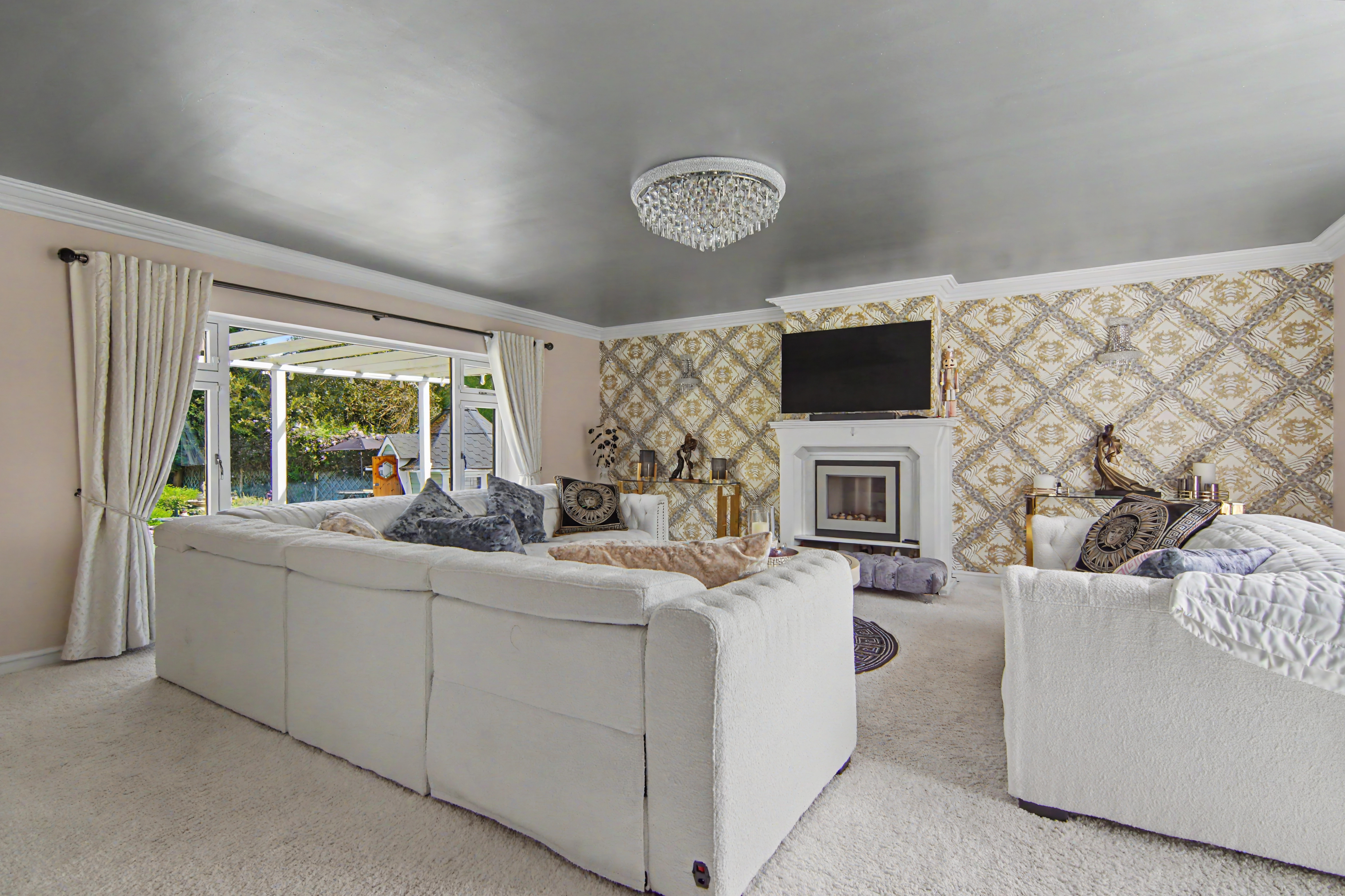 5 bedroom detached bungalow for sale, The Paddocks, Coventry, CV7, photo 8 of 20