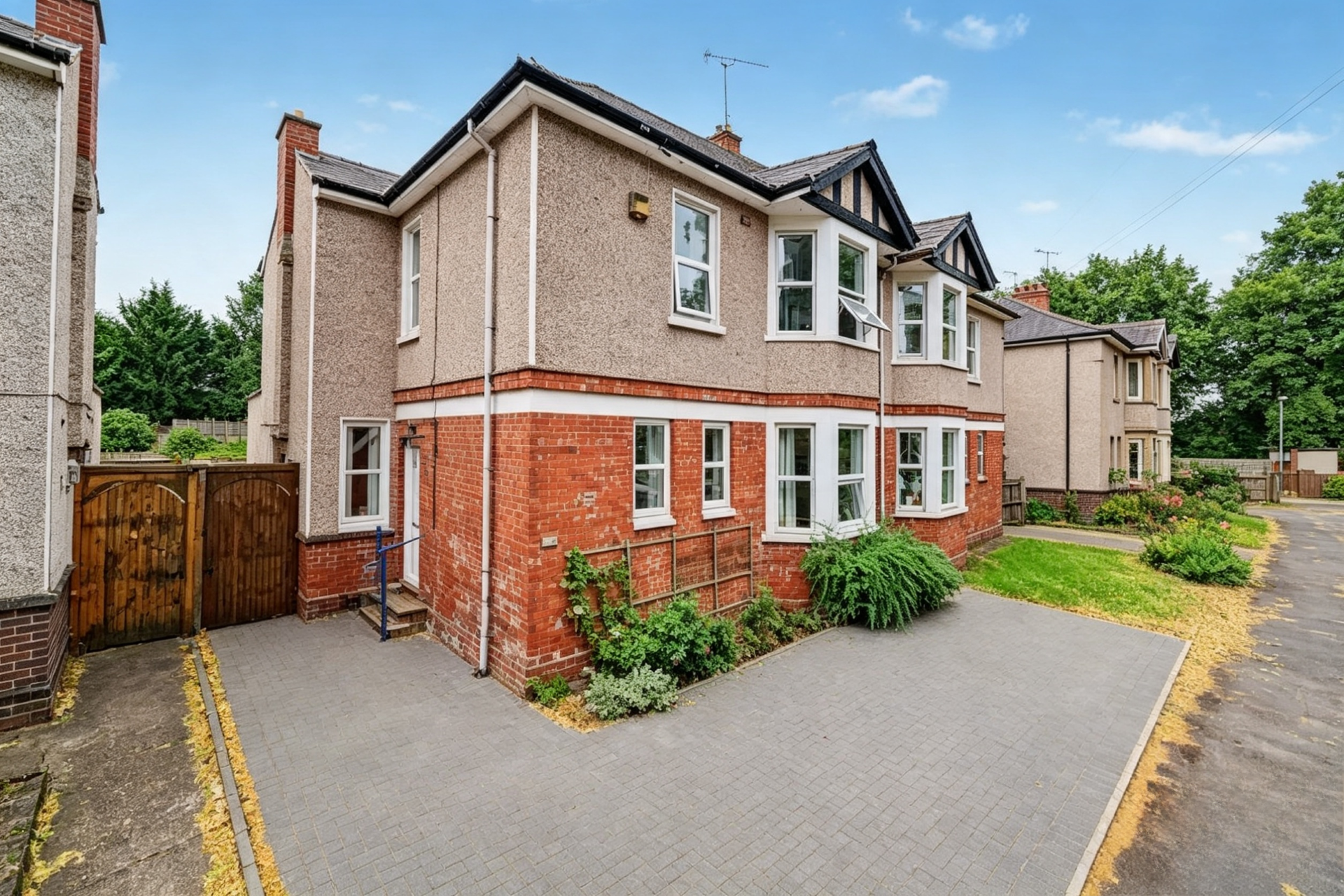 4 bedroom semi detached house for sale, Binley Road, Coventry, CV3
