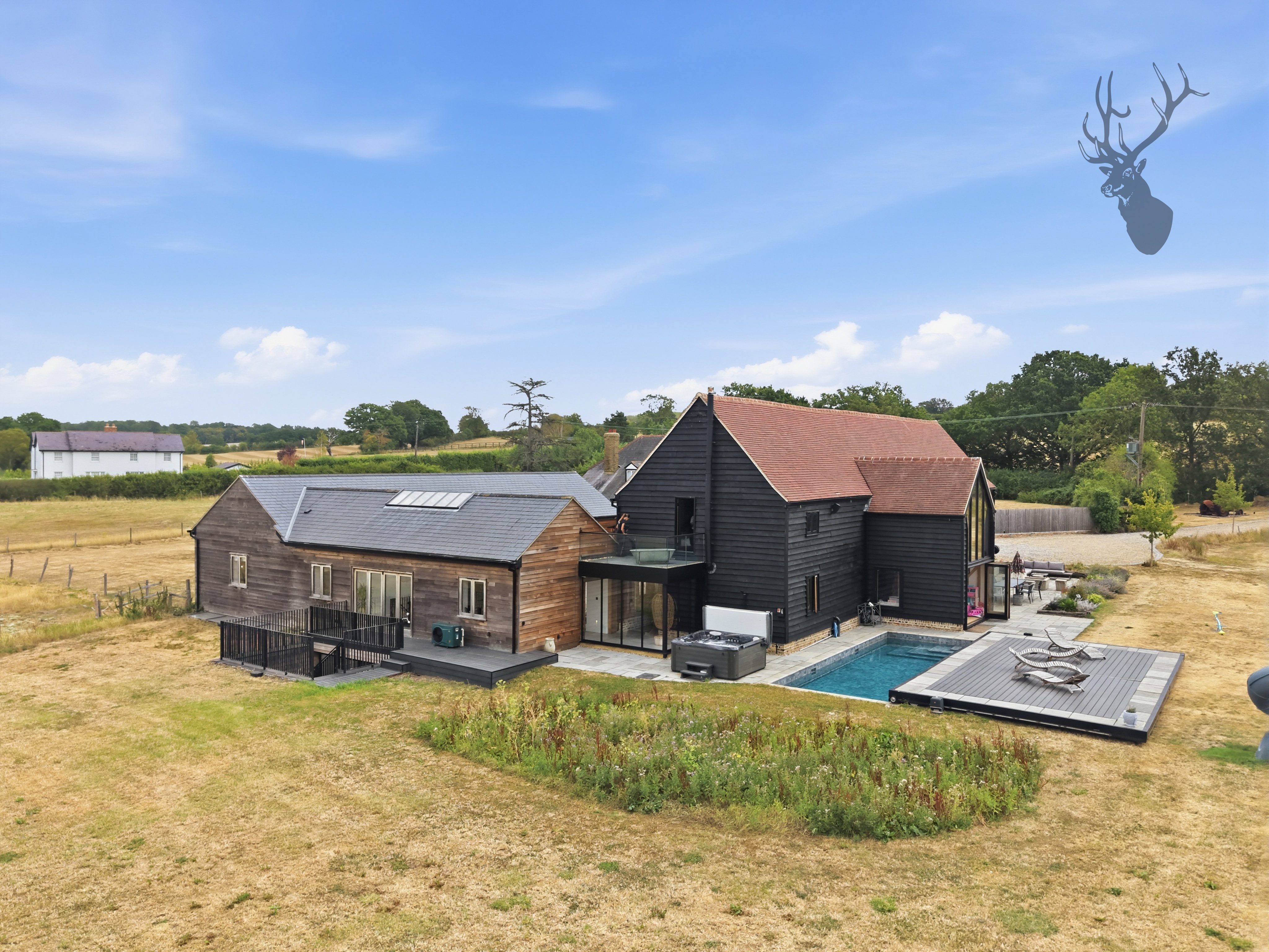 5 bedroom detached barn conversion for sale, Fernhall Barn, Waltham Abbey, EN9, photo 2