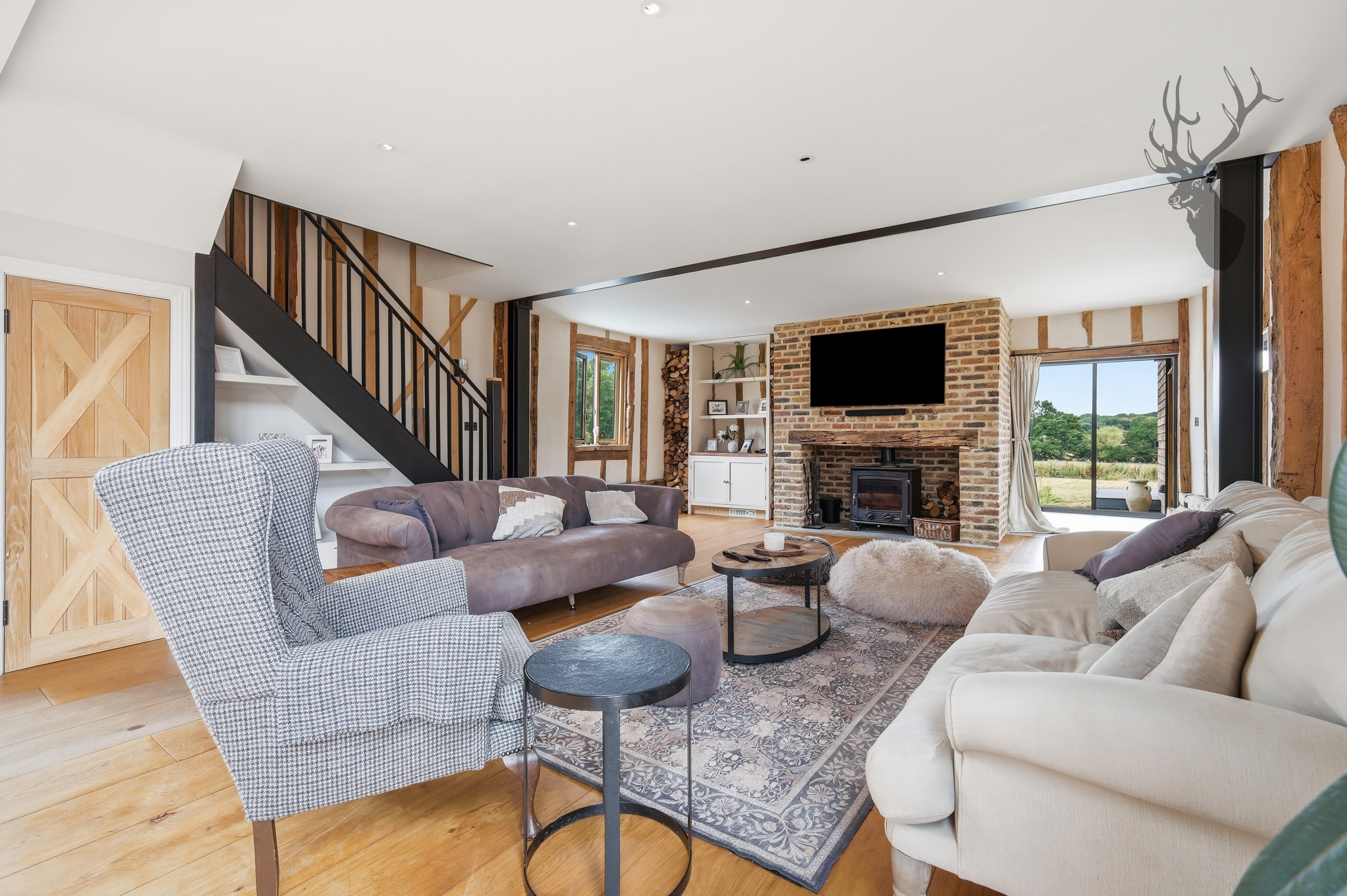 5 bedroom detached barn conversion for sale, Fernhall Barn, Waltham Abbey, EN9, photo 12 of 20