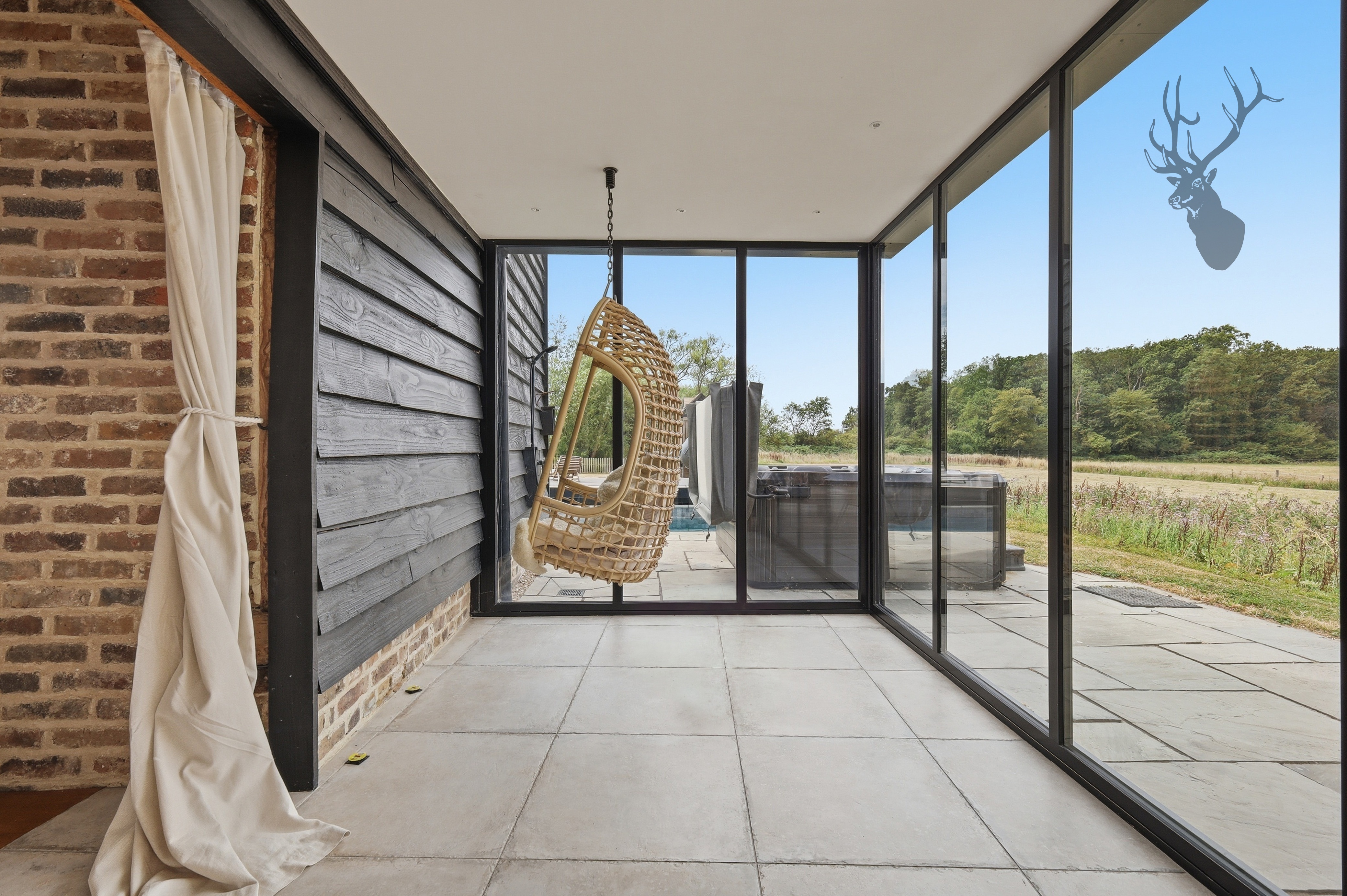 5 bedroom detached barn conversion for sale, Fernhall Barn, Waltham Abbey, EN9, photo 17 of 20