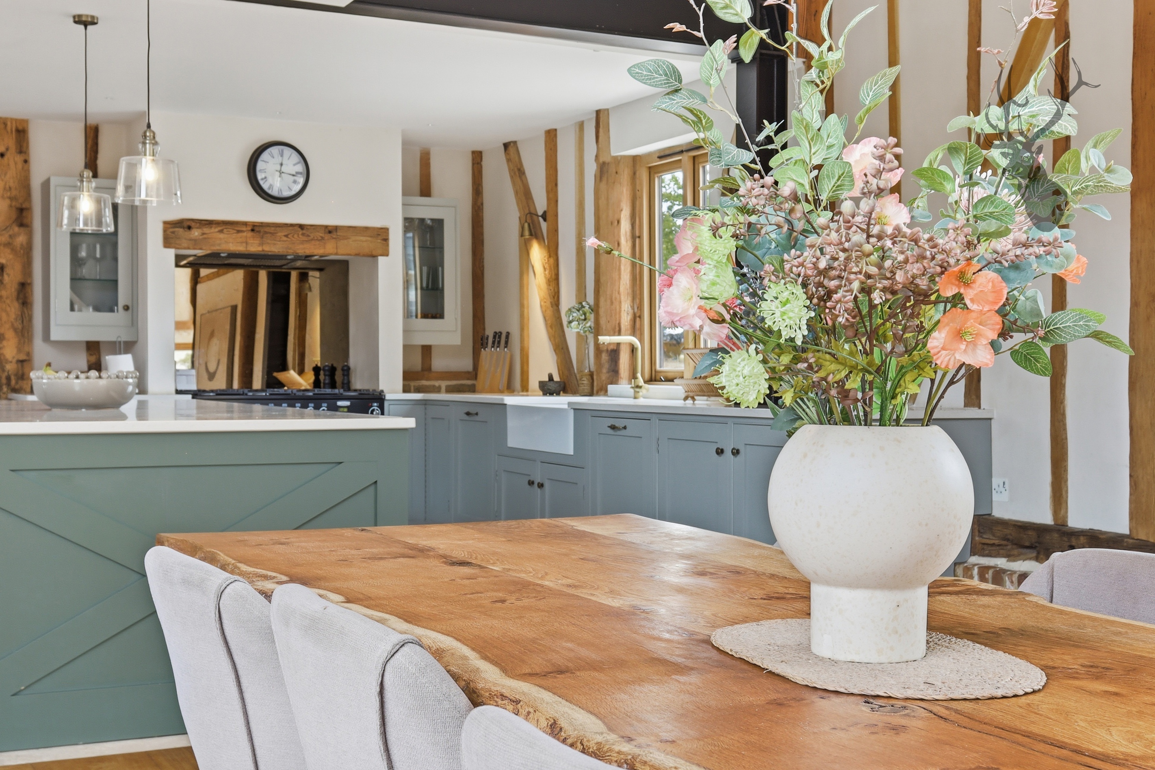 5 bedroom detached barn conversion for sale, Fernhall Barn, Waltham Abbey, EN9, photo 9 of 20