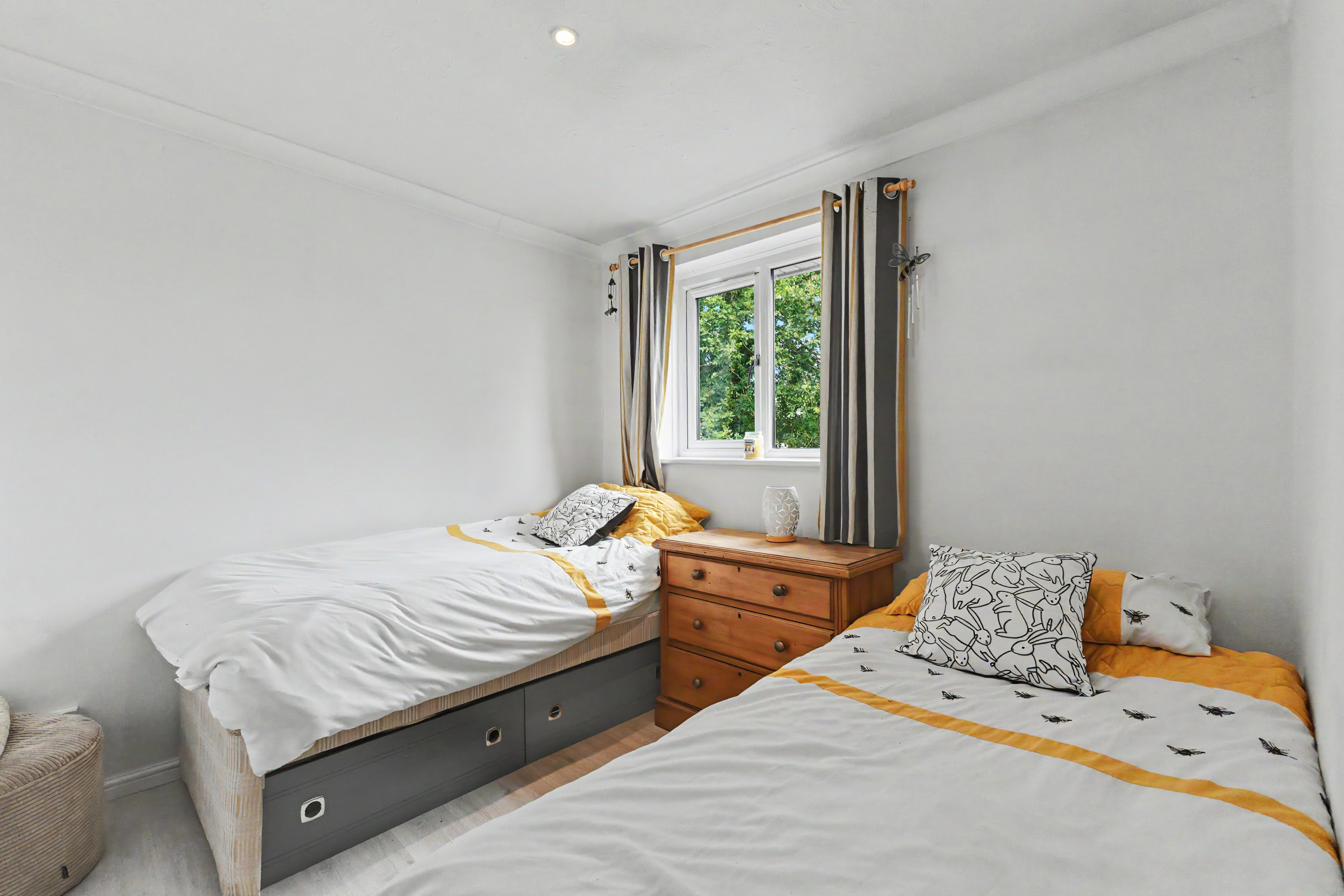 3 bedroom semi detached house for sale, Hawthorne Close, Pershore, WR10