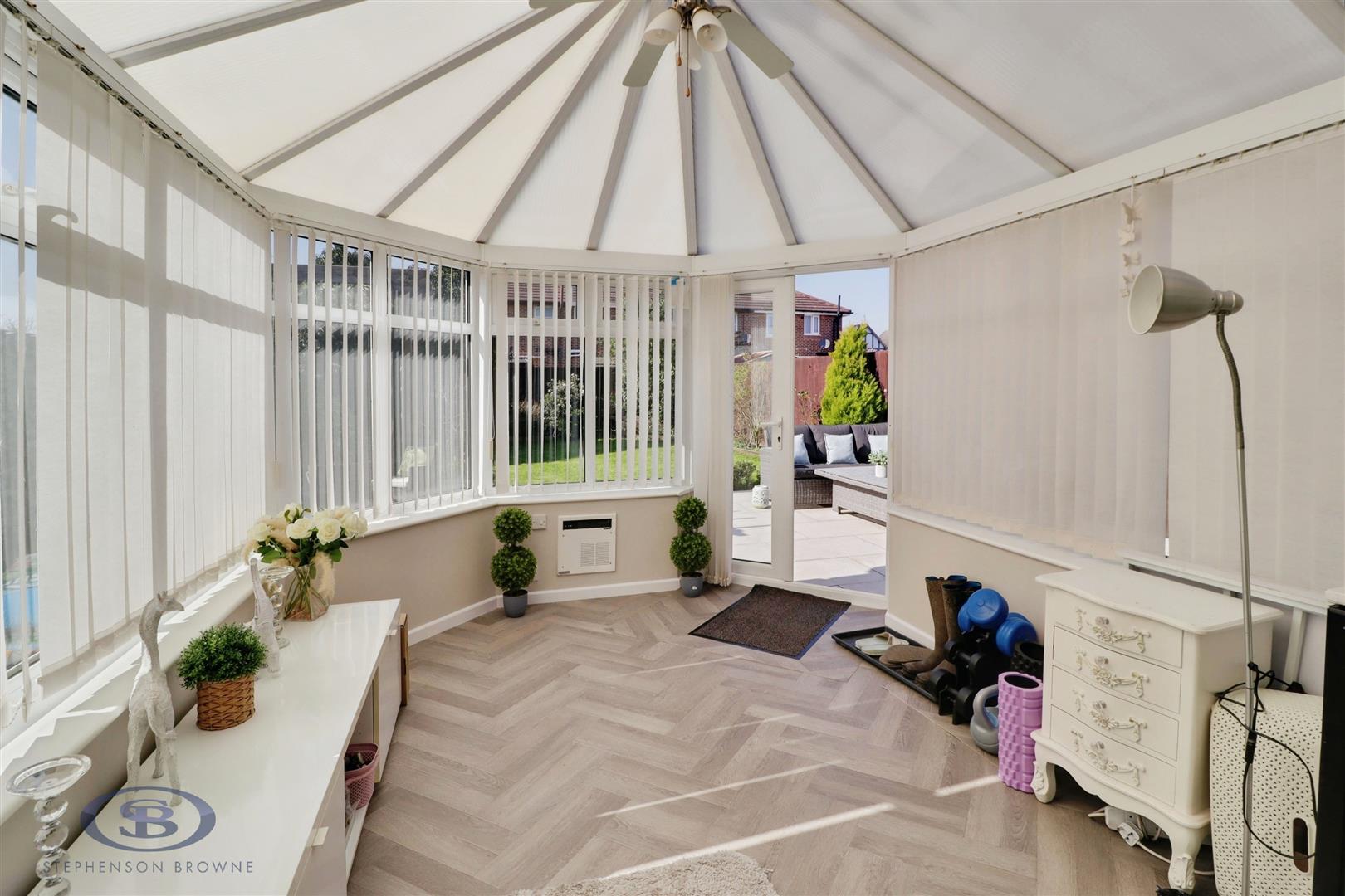 3 bedroom house for sale, Wakefield Close, Crewe, CW1, photo 4