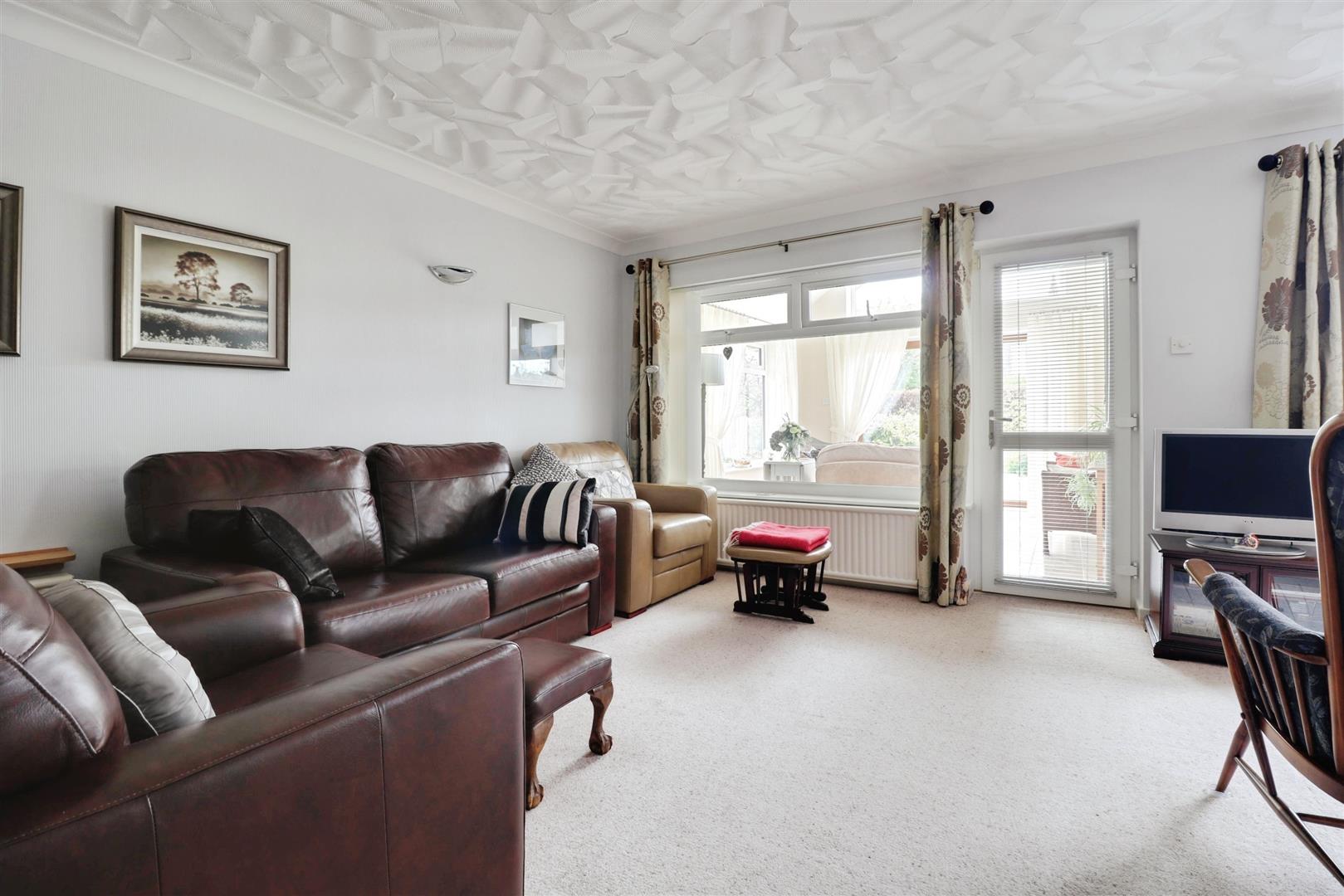 2 bedroom house for sale, Curzon Avenue, Stoke-On-Trent, ST7, photo 5