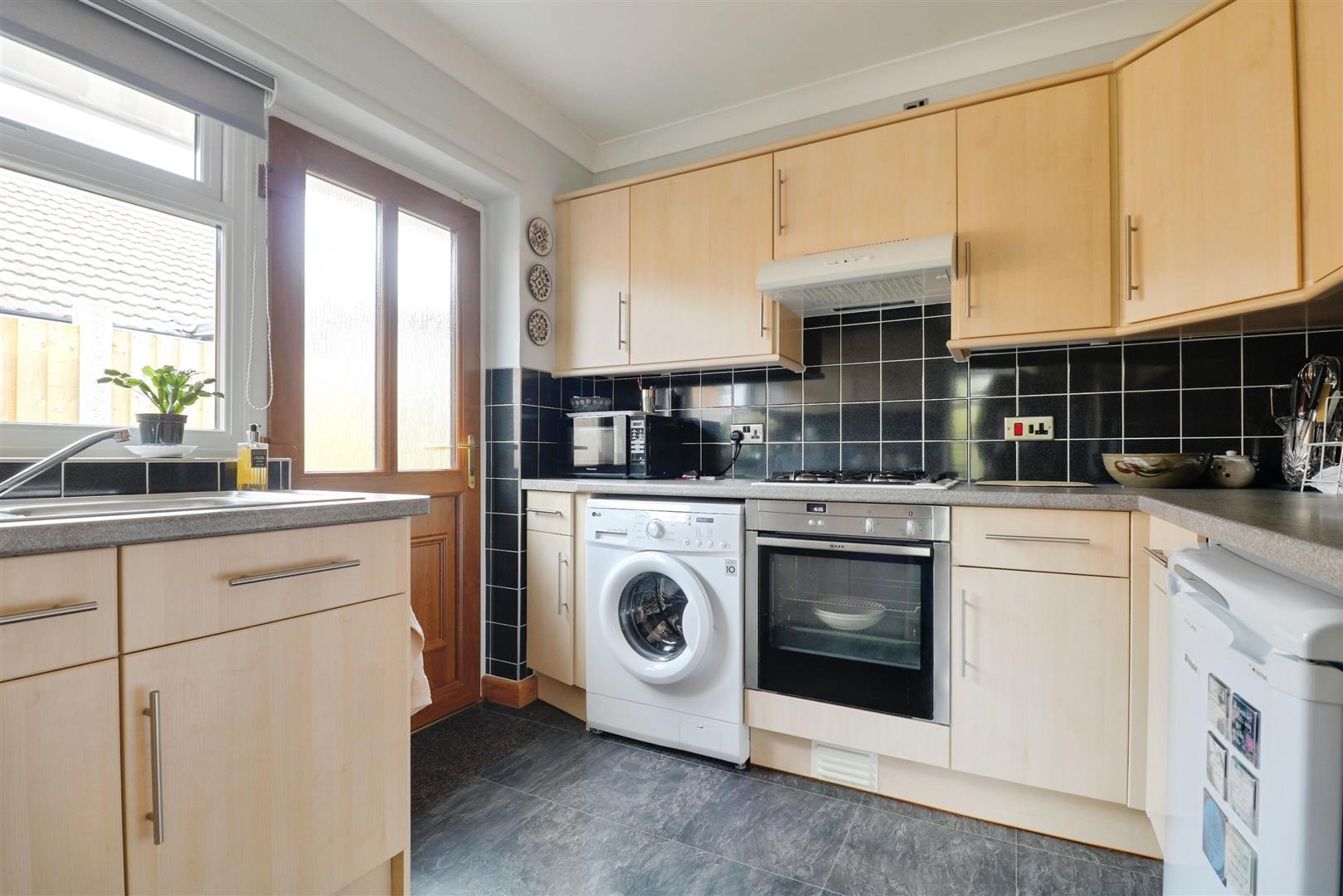 2 bedroom house for sale, Curzon Avenue, Stoke-On-Trent, ST7, photo 9 of 18