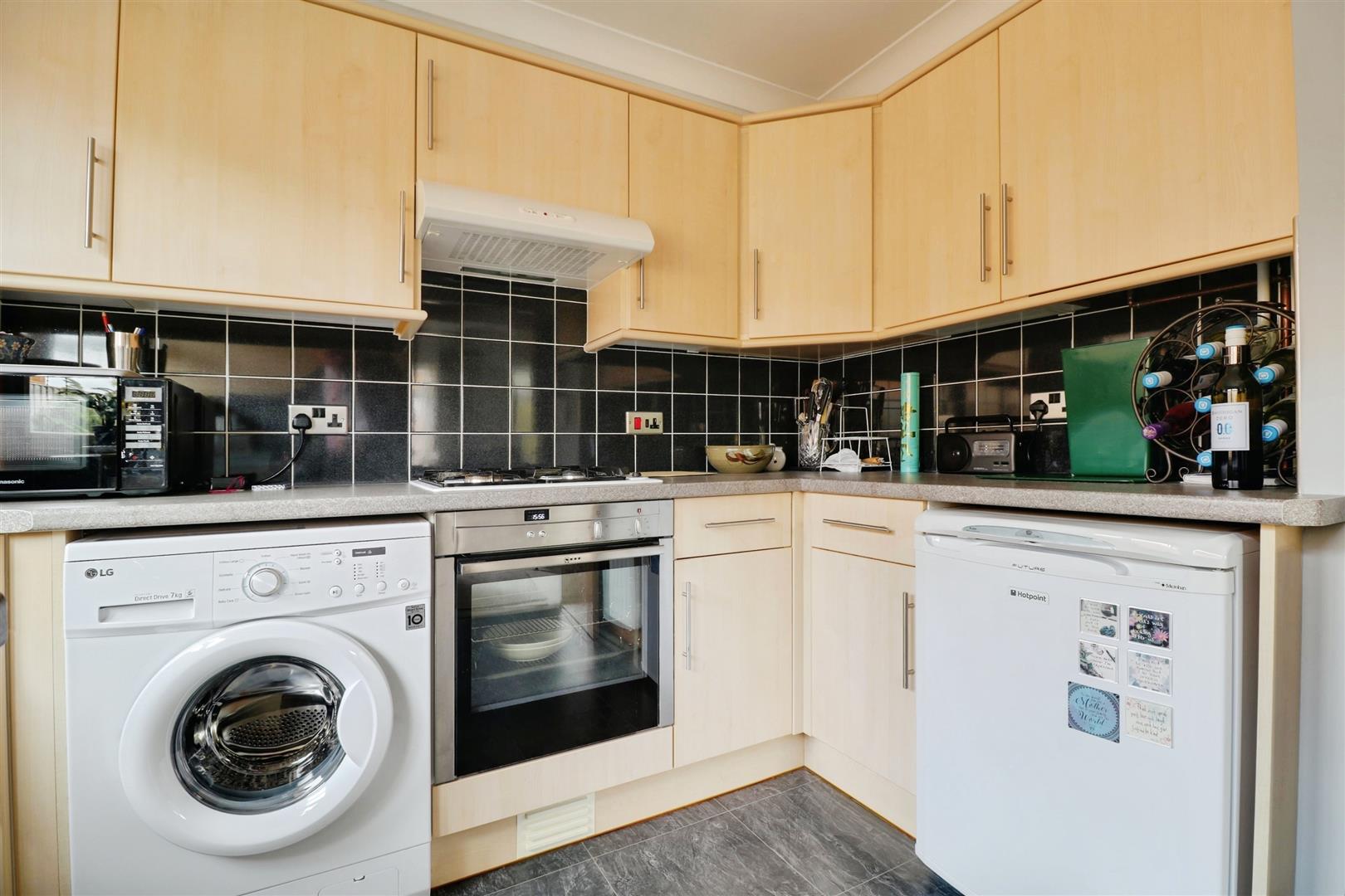 2 bedroom house for sale, Curzon Avenue, Stoke-On-Trent, ST7, photo 10 of 18