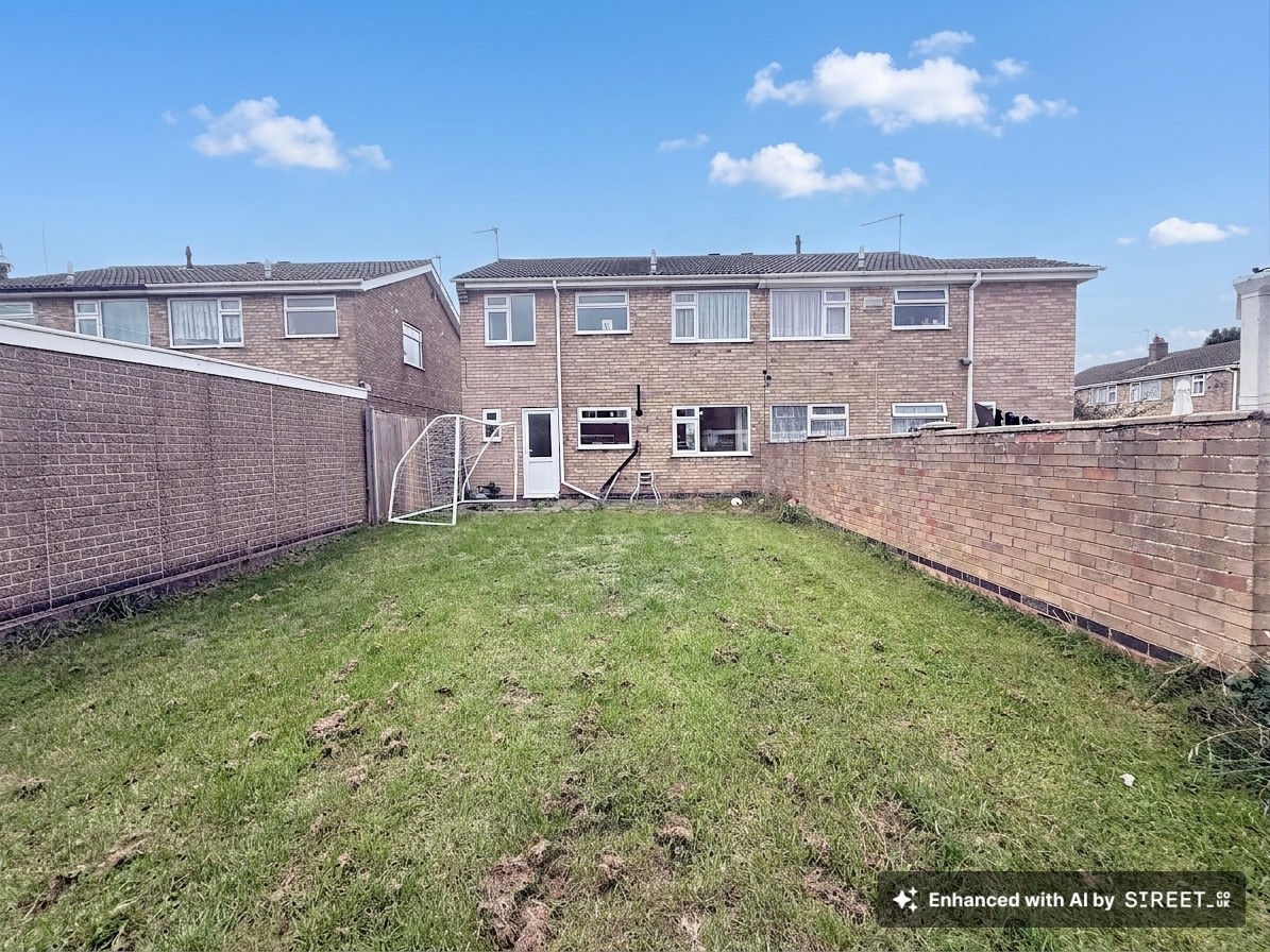 4 bedroom semi detached house for sale, Kinross Crescent, Loughborough, LE11