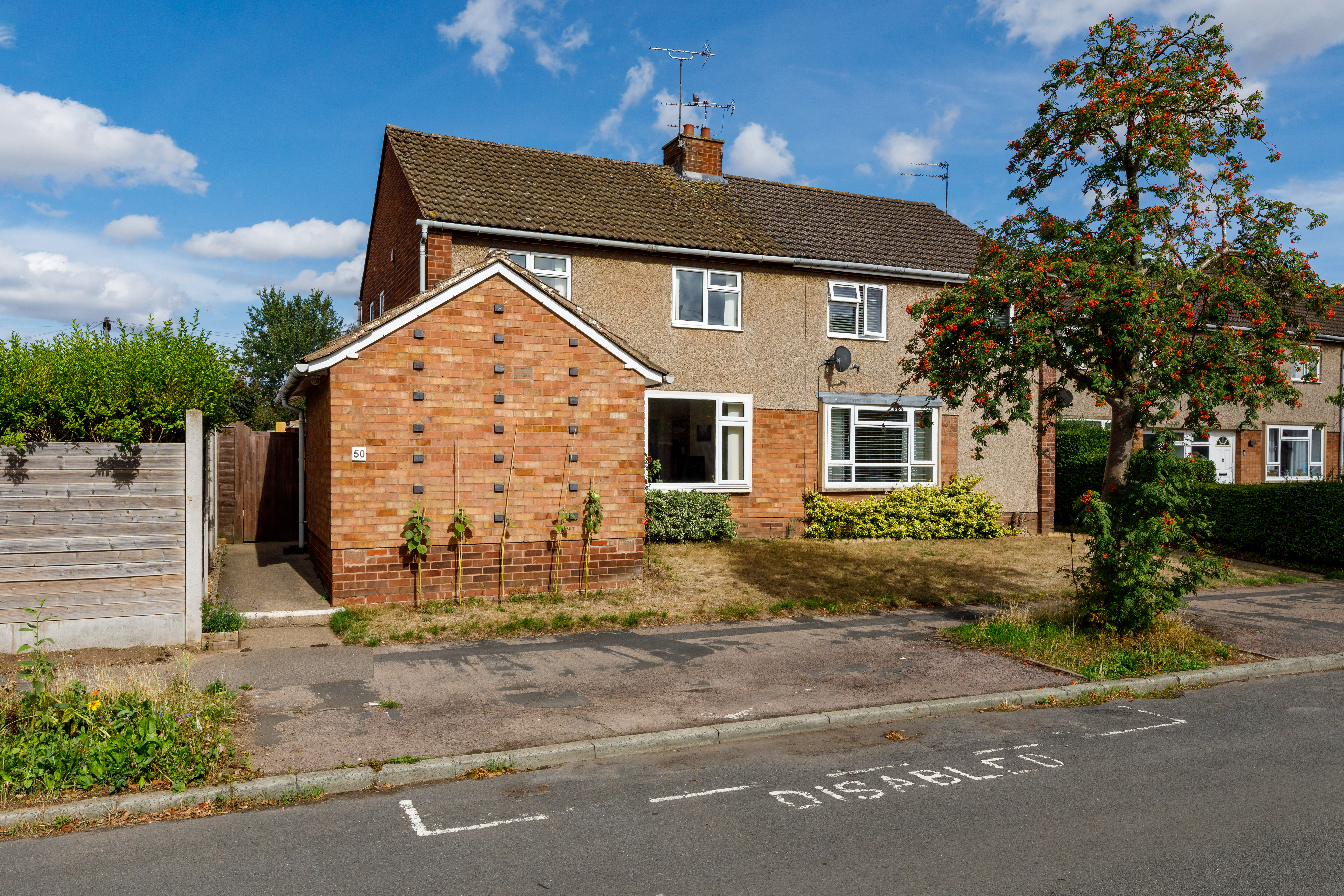 4 bedroom semi detached house for sale, Chesford Crescent, Warwick, CV34