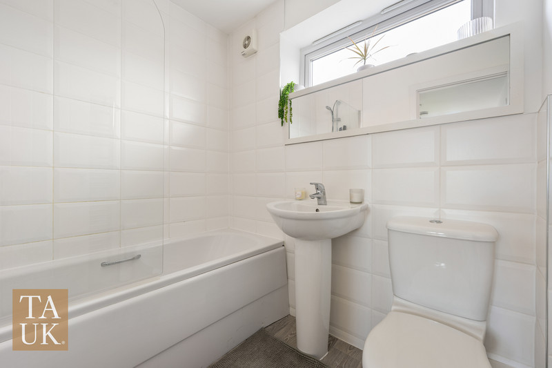 3 bedroom for sale, Gwel Y Llan, Caernarfon, LL55, photo 12 of 14