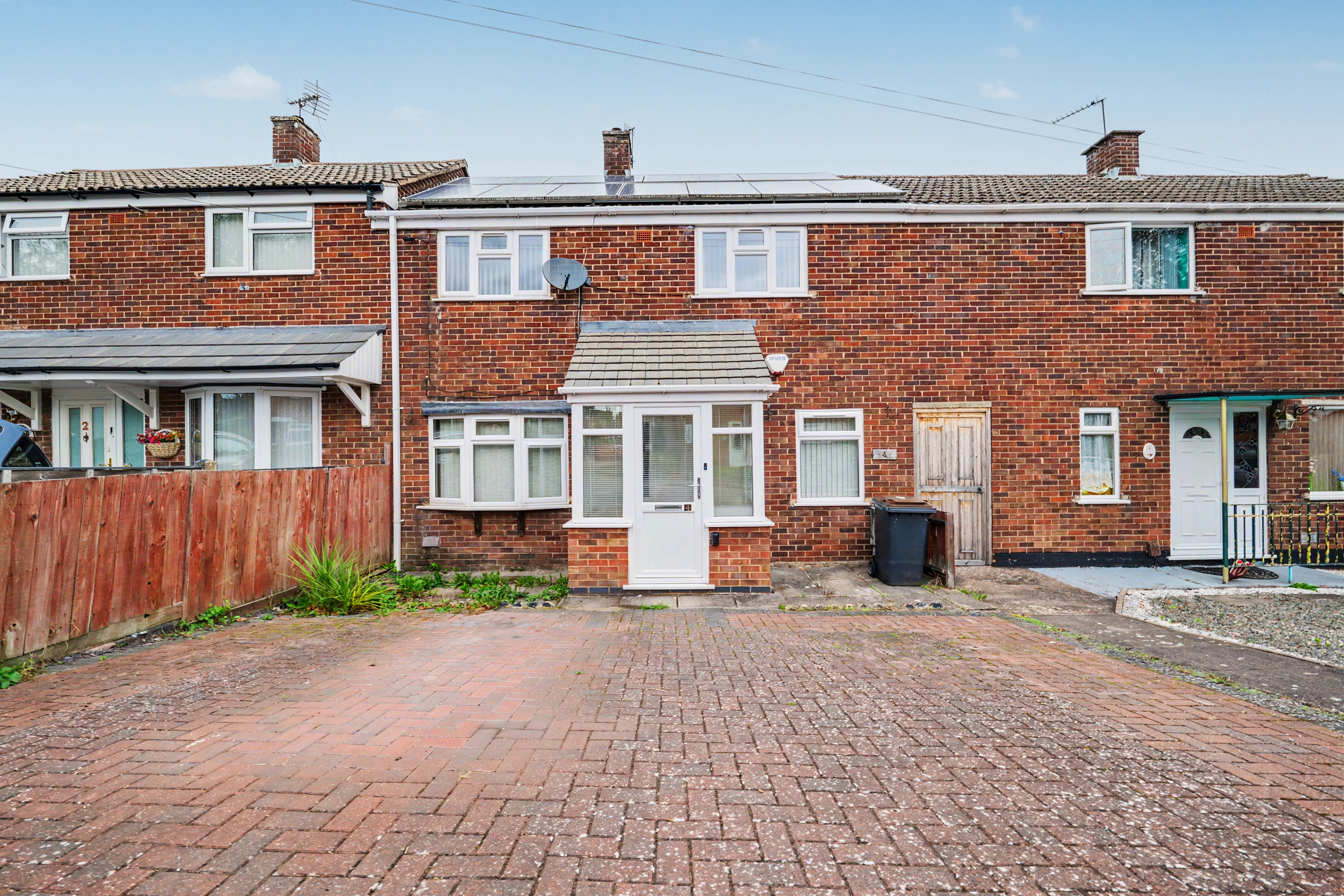 2 bedroom terraced house for sale, Vale View, Nuneaton, CV10