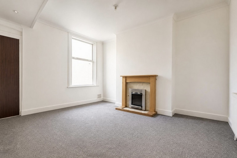 3 bedroom for sale, Grafton Road, Newport, NP19, photo 2