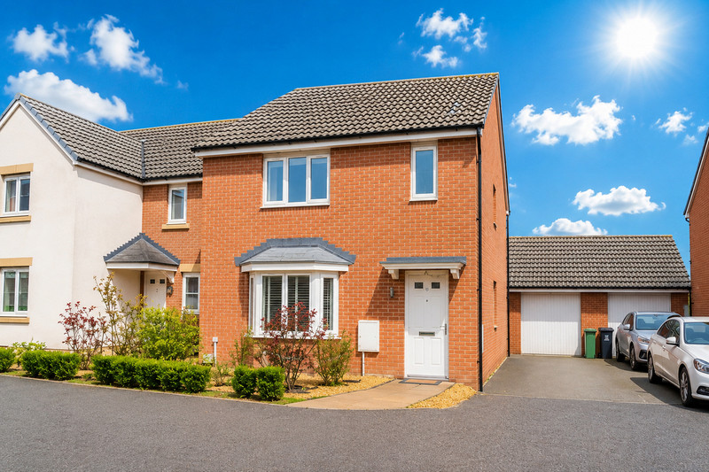 3 bedroom for sale, Heol Bennett, Cardiff, CF3