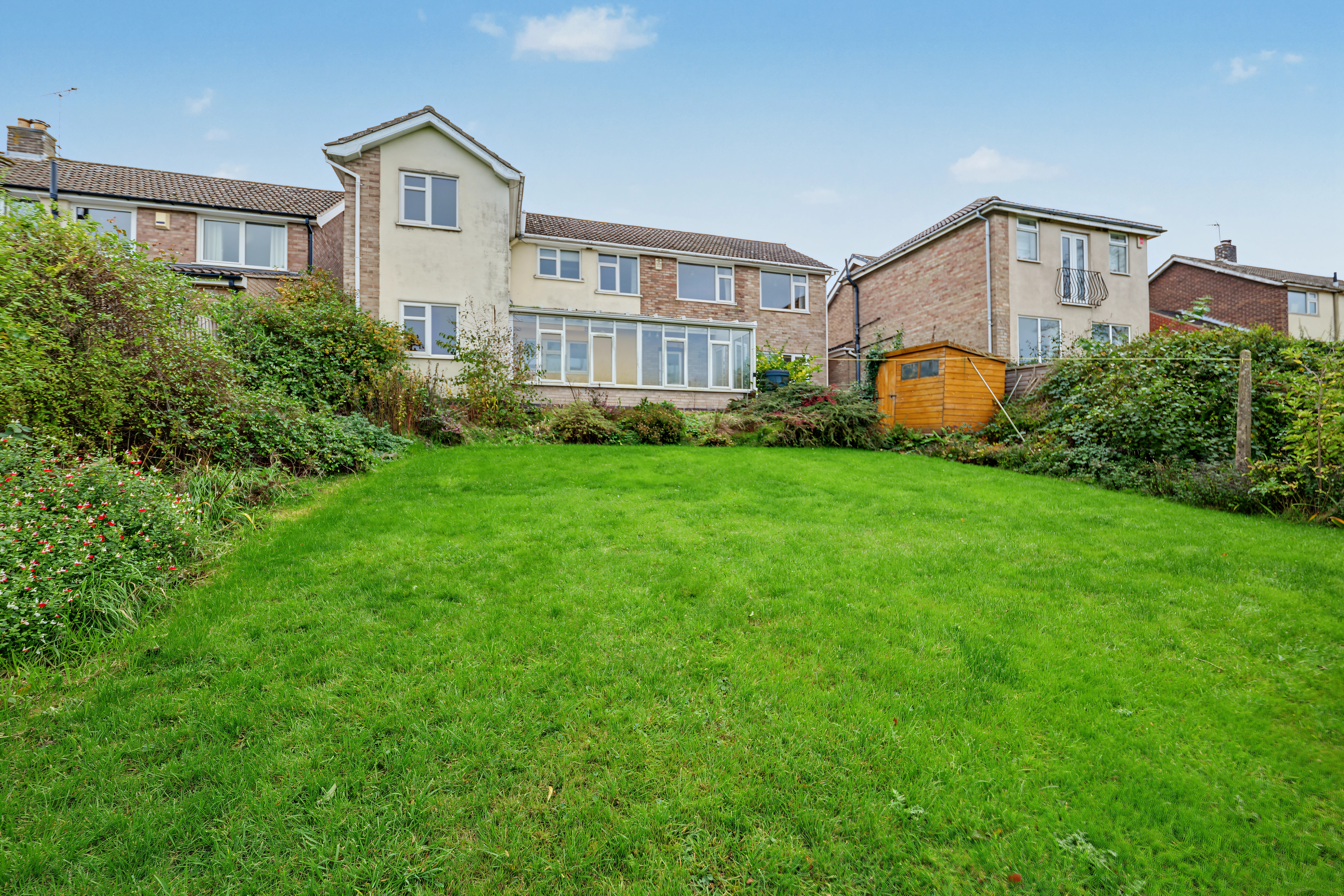 4 bedroom detached house for sale, Hollytree Close, Loughborough, LE12, photo 2