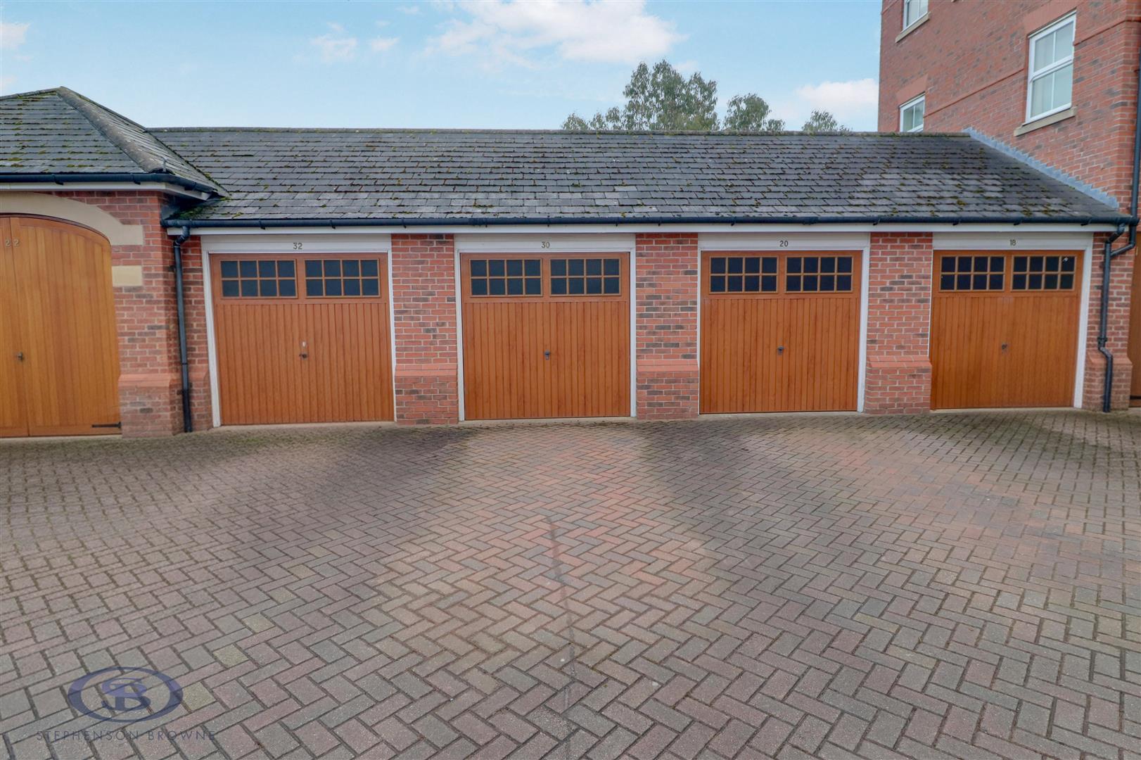 3 bedroom apartment for sale, Ashbourne Drive, Crewe, CW2, photo 13 of 20