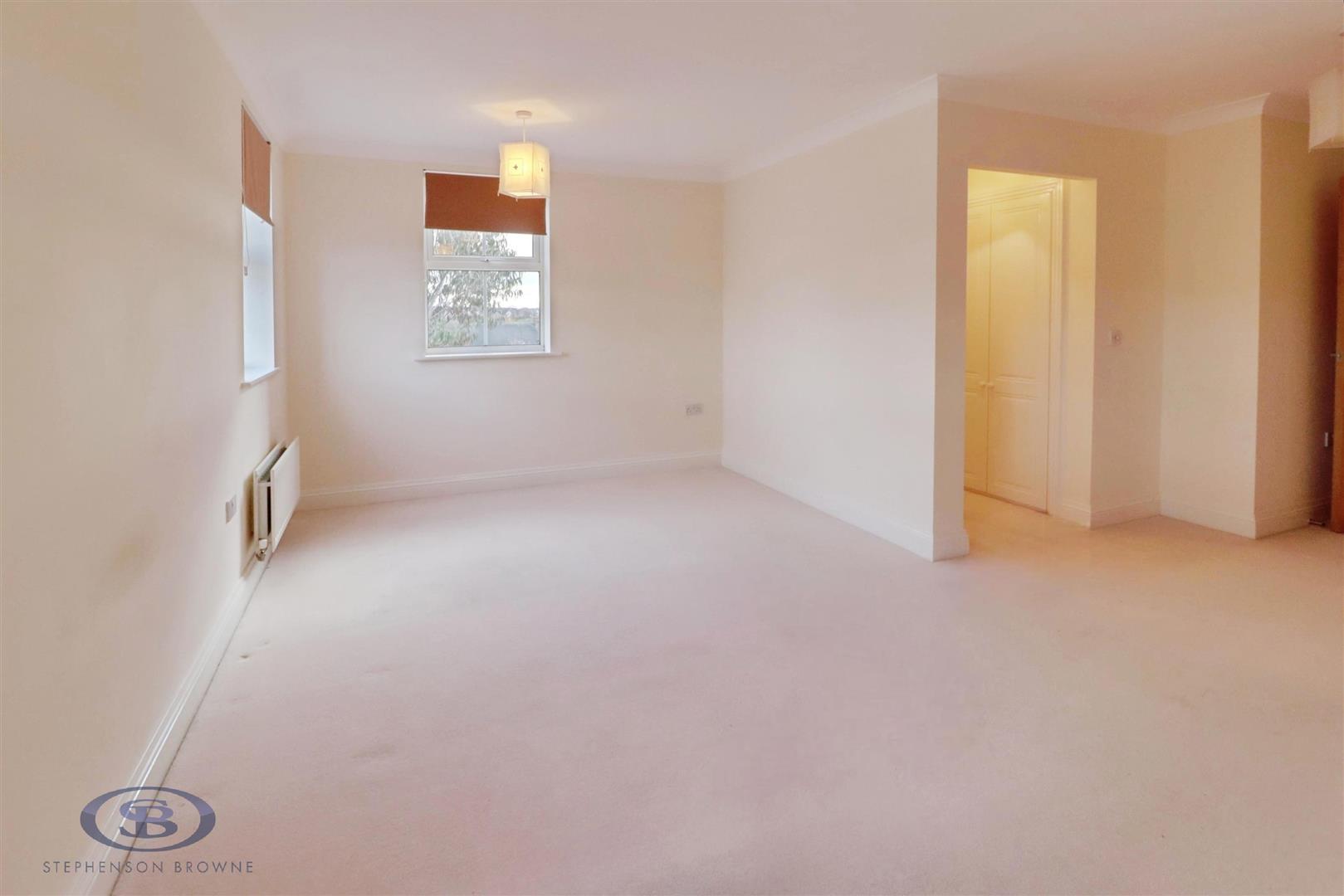 3 bedroom apartment for sale, Ashbourne Drive, Crewe, CW2, photo 5