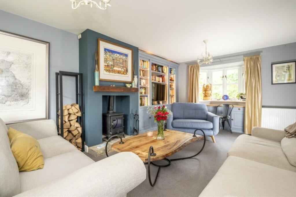 4 bedroom detached cottage for sale, Kingston House 4 Back Lane, Warwick, CV35