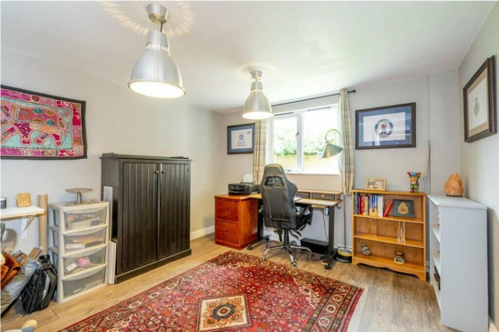 4 bedroom detached cottage for sale, Kingston House 4 Back Lane, Warwick, CV35